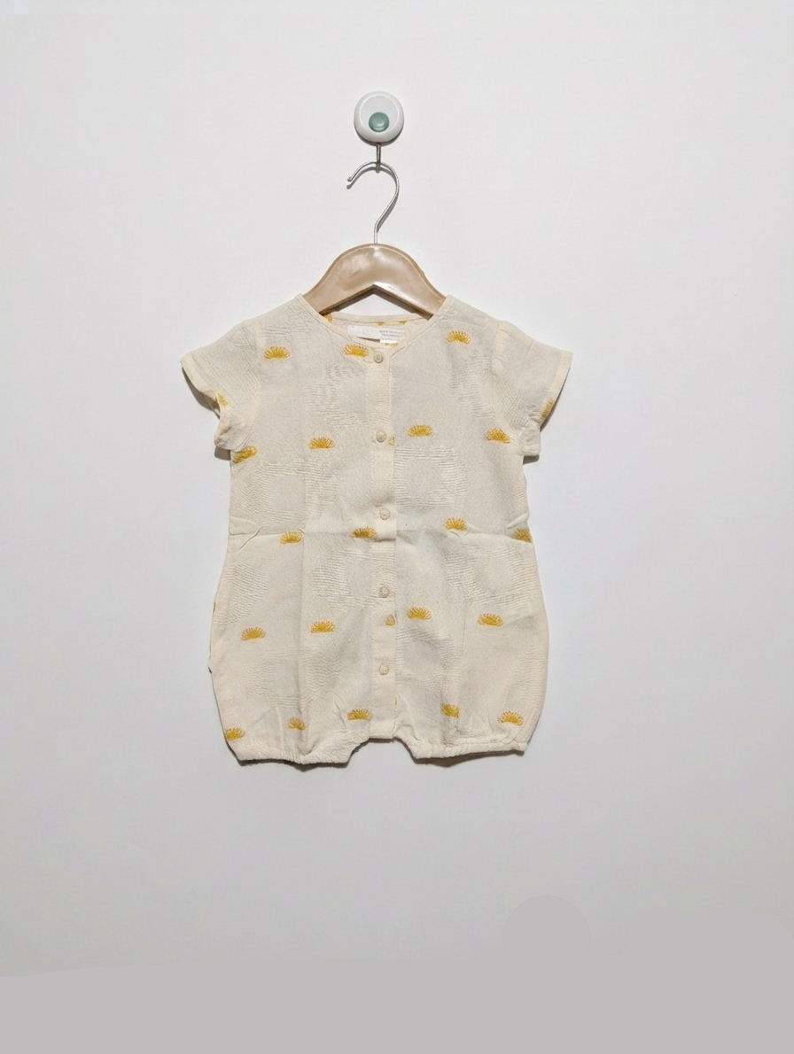 Zara Baby Unisex Cream & Yellow "Sun Embroidered" Short Sleeve Romper - Size Estimated Age 9-12 Months AB2
