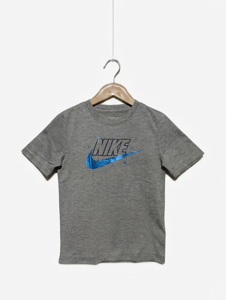 Nike Boys Heather Grey "Swoosh Sparkle" Short Sleeve Tee - Size 104-110cm (Estimated Age 4-5 Years) AB2