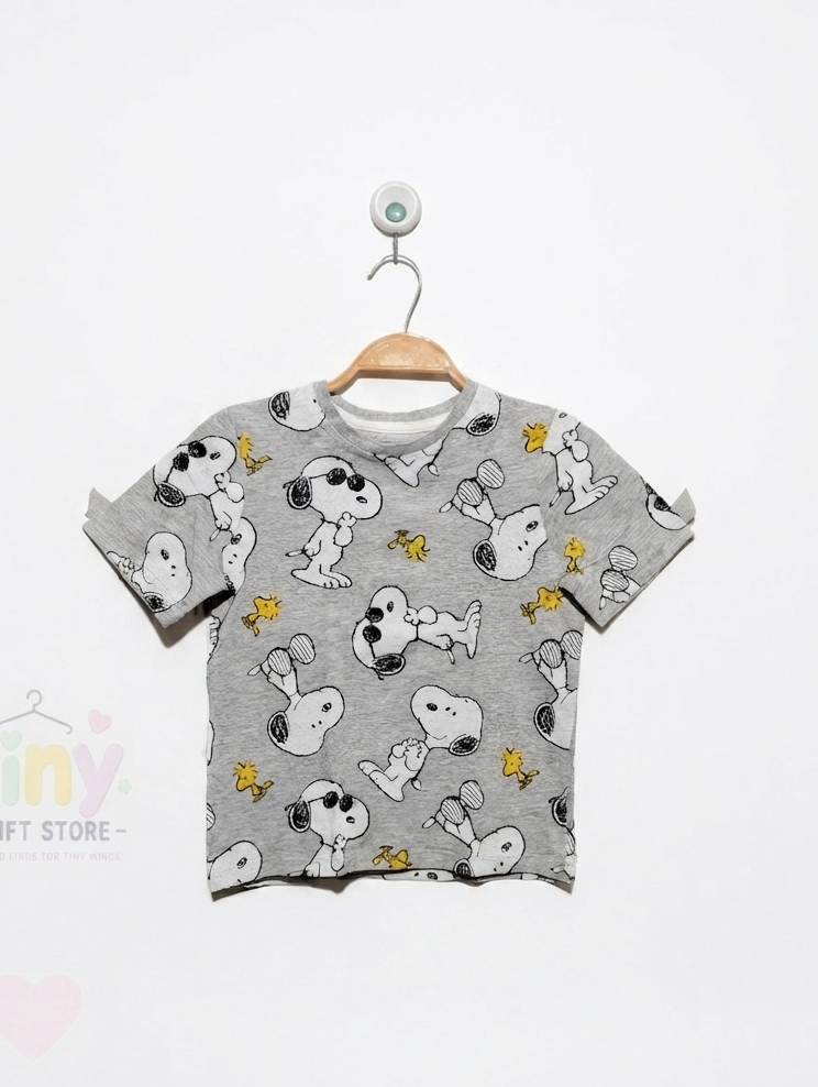 Peanuts Boys Grey "Cool Snoopy" All-Over Print Tee - Size 122 Estimated Age 7 Years AB2