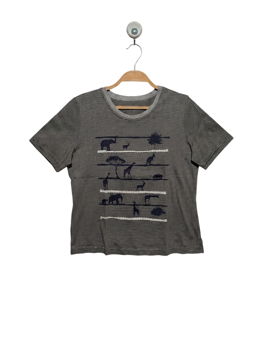Nuvel. Unisex Grey Striped Animal Print Tee - Size S Estimated Age 15 Years AB1