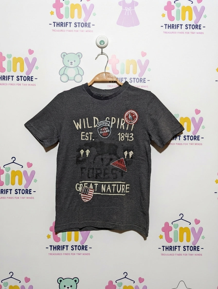 Kiabi Boys Dark Grey "Wild Spirit Forest" Patchwork Graphic Tee - Size Estimated Age 10 Years AB2
