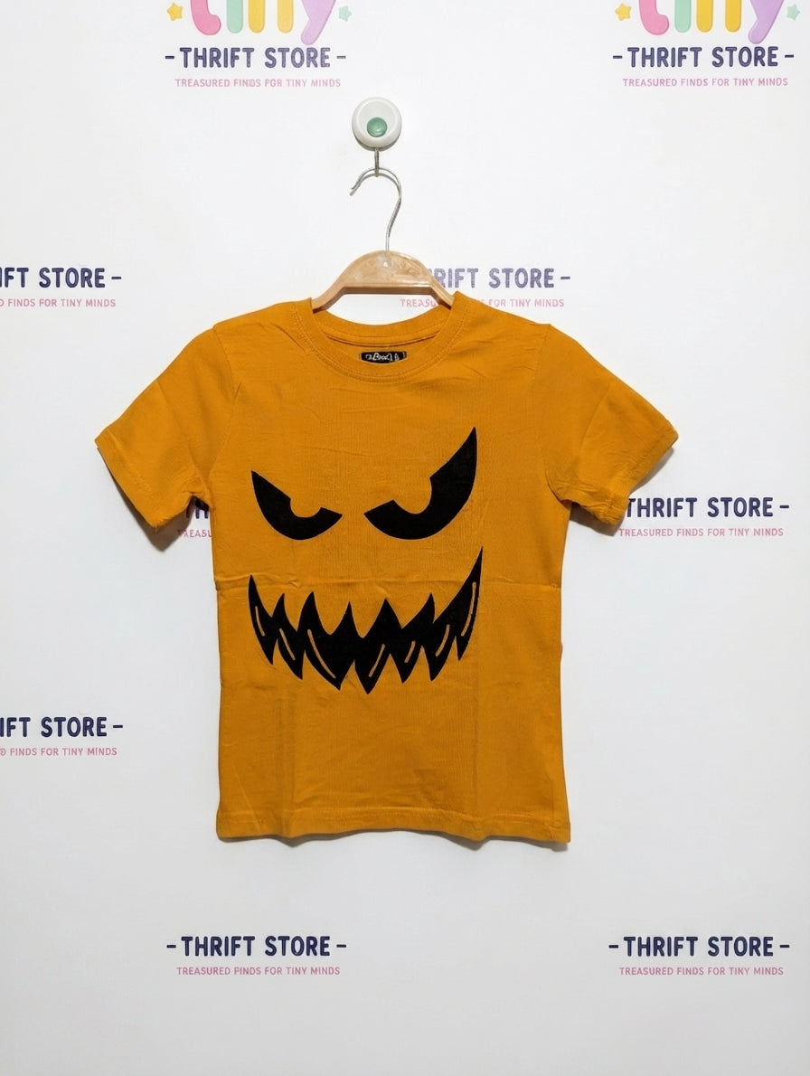 Influx Boys Mustard Yellow Spooky Face Graphic Tee - Size Estimated Age 8 Years AB2