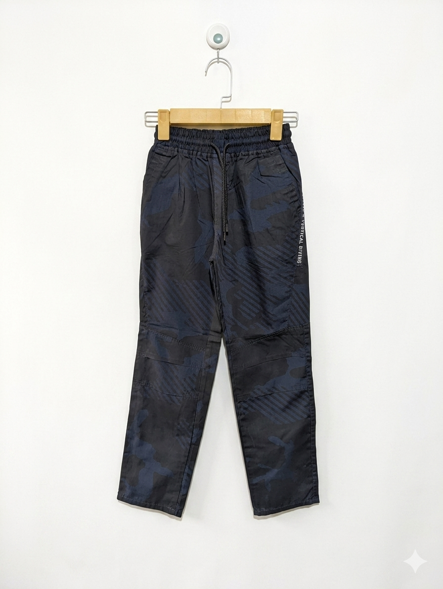 Tandem Japan Boys Navy Blue Camouflage Cargo Adventure Pants - Size 130 Estimated Age 7-8 Years AB1