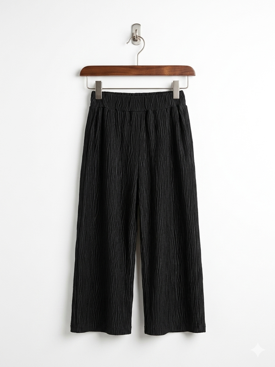 Kids Black Textured Plissé Wide-Leg Culottes (Estimated Age 3-4 Years) AB1