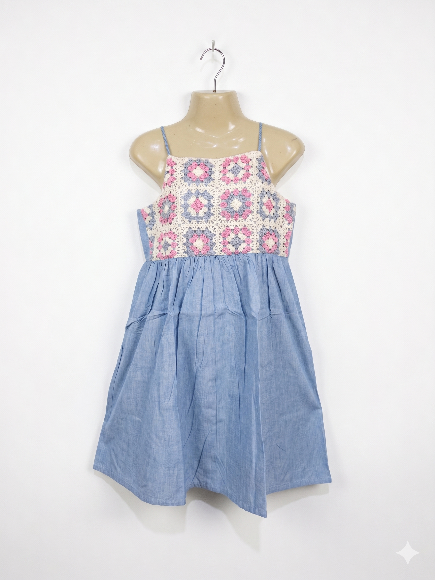 Victory Heart Girls Chambray Blue Crochet Bodice Cami Sundress - Size M / 12 Estimated Age 11-12 Years AB1
