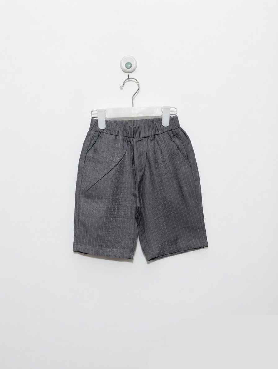 Boys Charcoal Grey Pinstriped Tailored Shorts - Size 120 CM (Estimated Age 6-7 Years) AB2