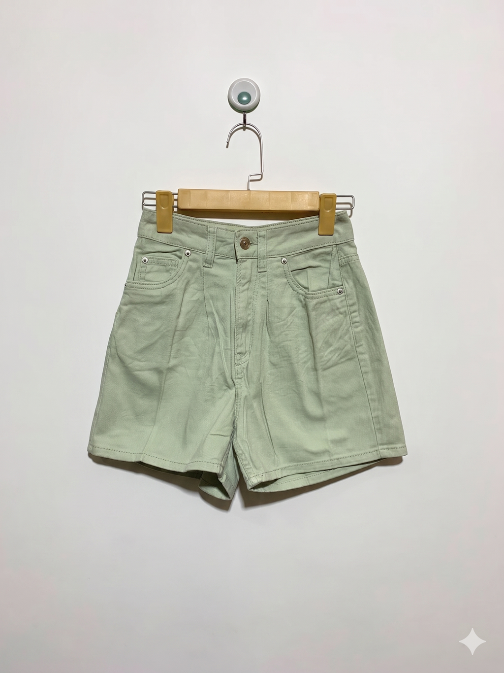 H&M Divided Girls Pastel Sage Green High-Waisted Denim Shorts - Size US 0 Estimated Age 13-15 Years AB1