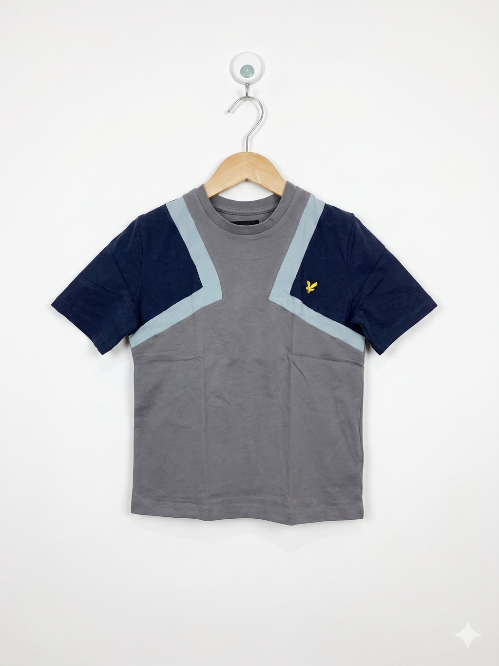 Lyle & Scott Junior Colorblock T-Shirt - Size 5/6 (Estimated 5-6 Years) AB1