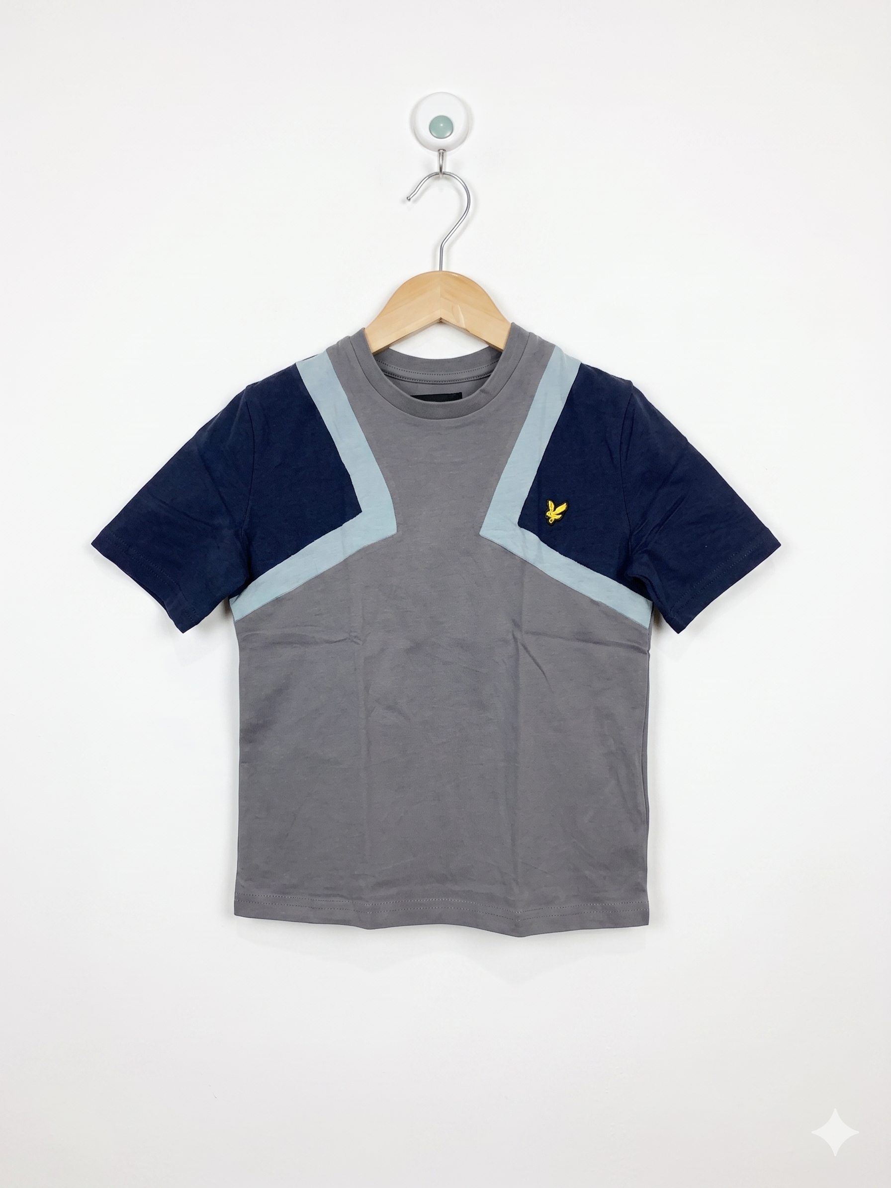 Lyle & Scott Junior Colorblock T-Shirt - Size 5/6 (Estimated 5-6 Years) AB1