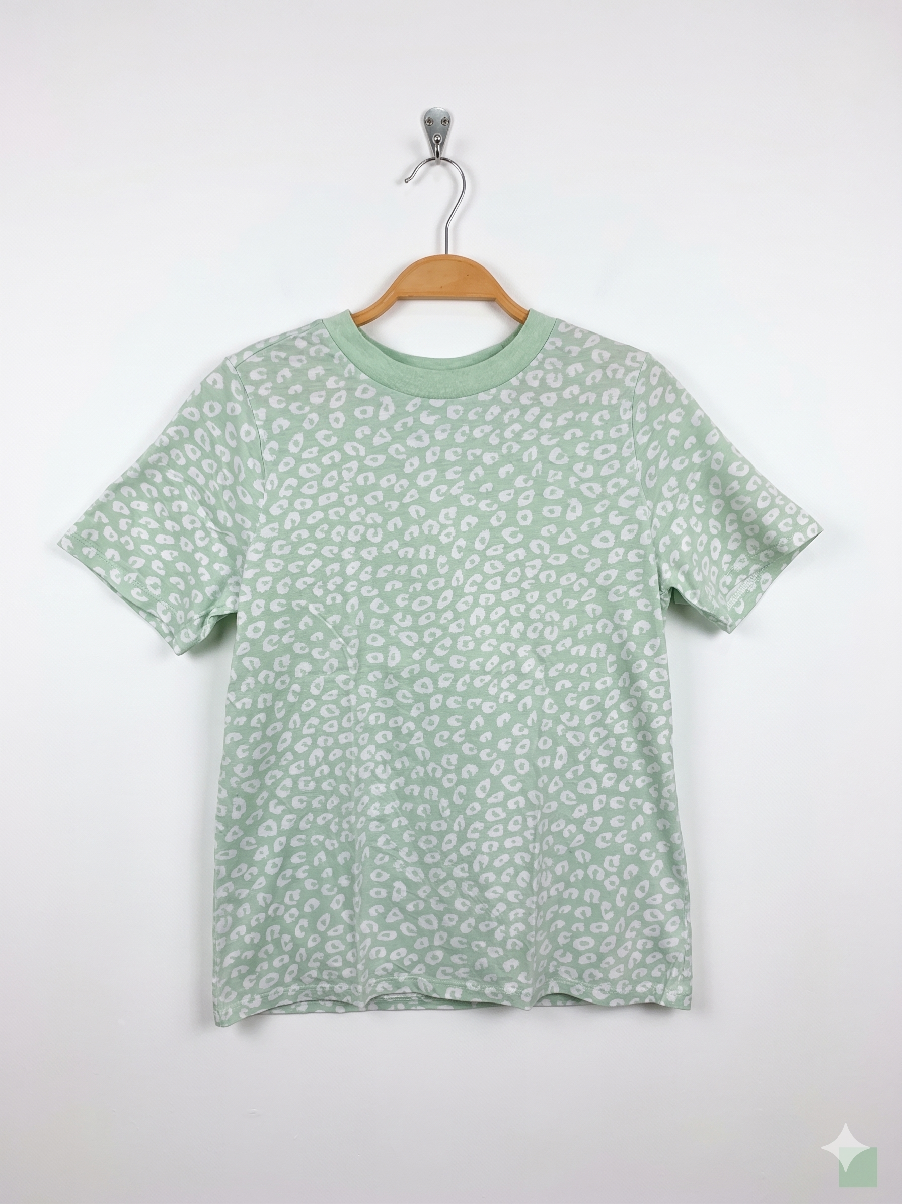 Primark Cares Girls Sage Green Animal Print Relaxed Fit Tee - Size 2XS Estimated Age 10-12 Years AB1