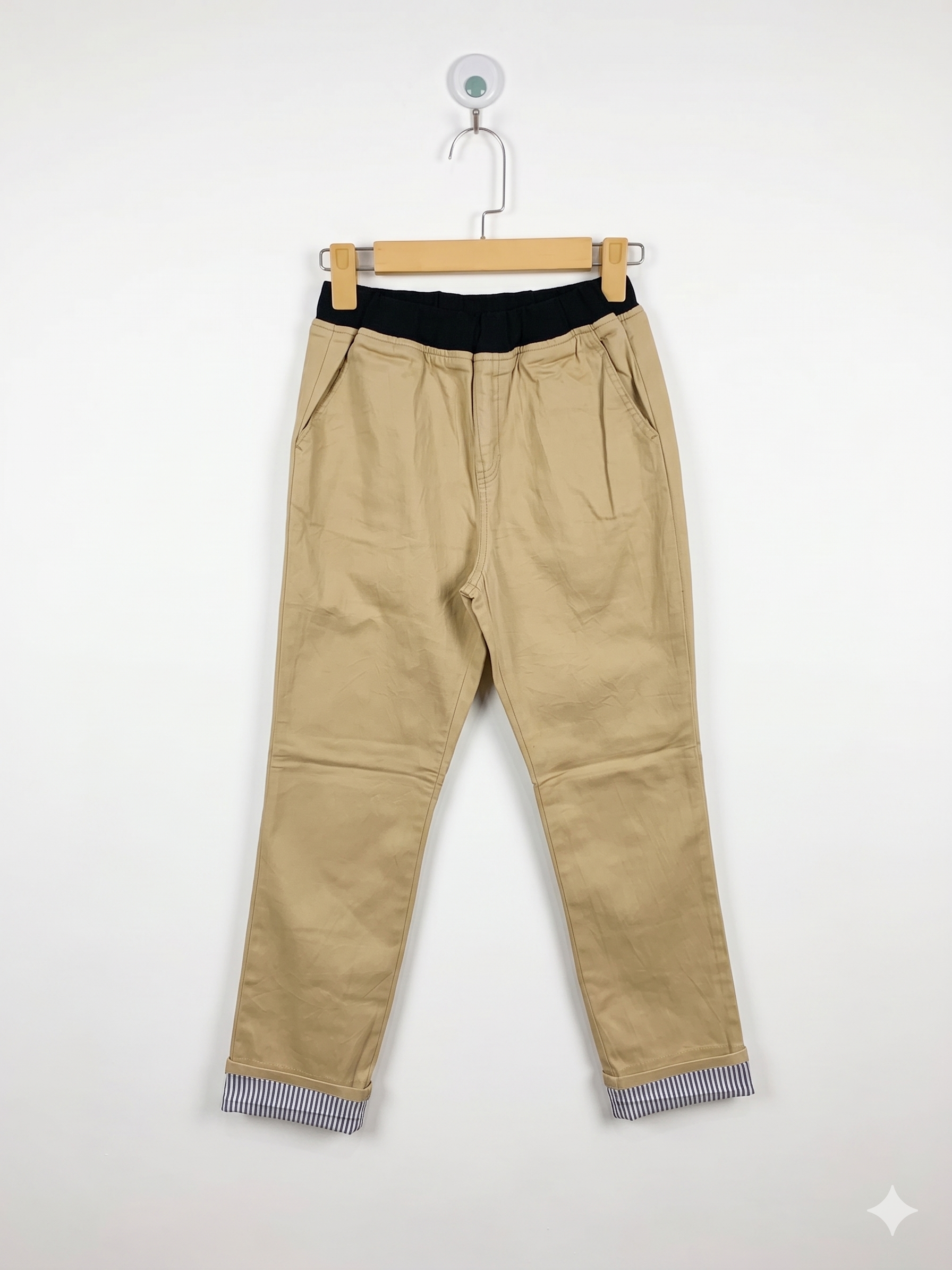 Uniqlo Kids Beige Stretch Chino Jogger Pants with Striped Cuffs – Size 150 (Estimated Age 11-12 Years) AB1