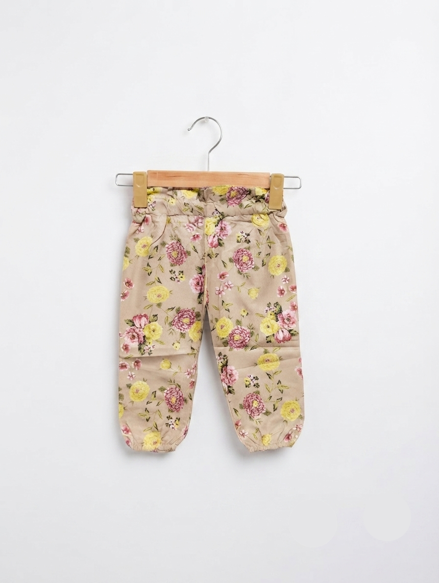 K-Fashion Girls Beige Floral Ruffle Trousers - Size Estimated Age 2 Years AB2