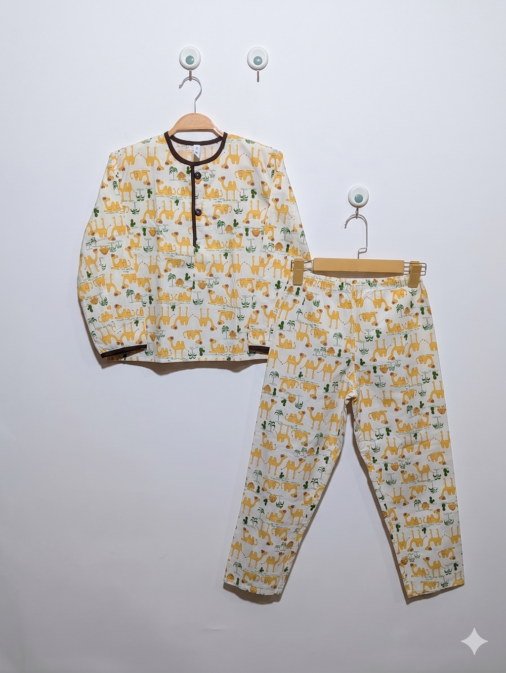 Dreiklang Unisex Kids Camel Desert Print Pajama Set - Size 134 Estimated Age 8-9 Years AB1