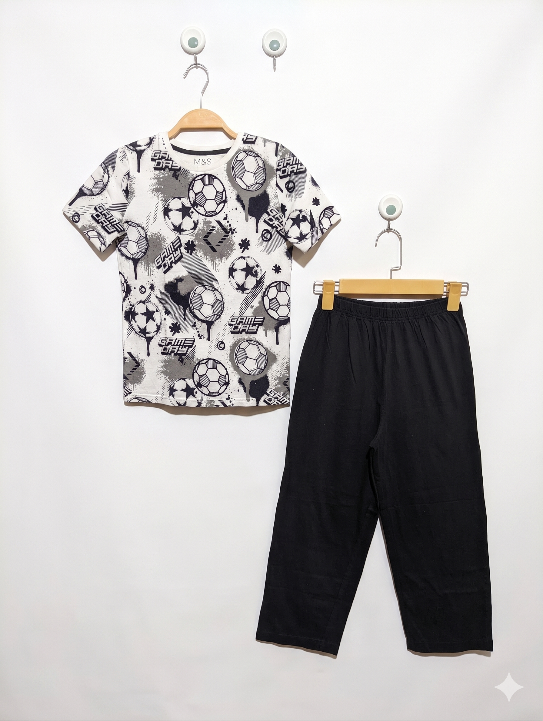M&S & Matalan Boys Football "Game Day" T-Shirt and Black Trousers Outfit Set - Size Estimated Age 8-9 Years AB1