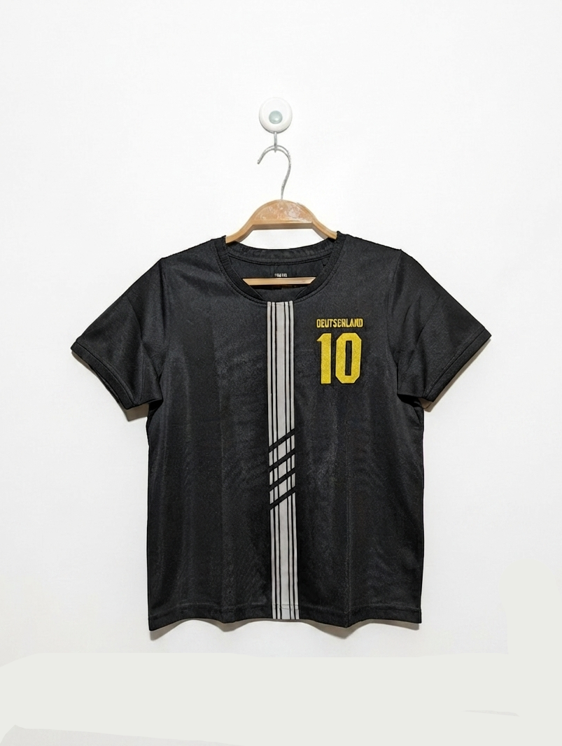 Deutschland Boys Black "10" Soccer Jersey - Size 134/140 cm Estimated Age 8-10 Years AB2