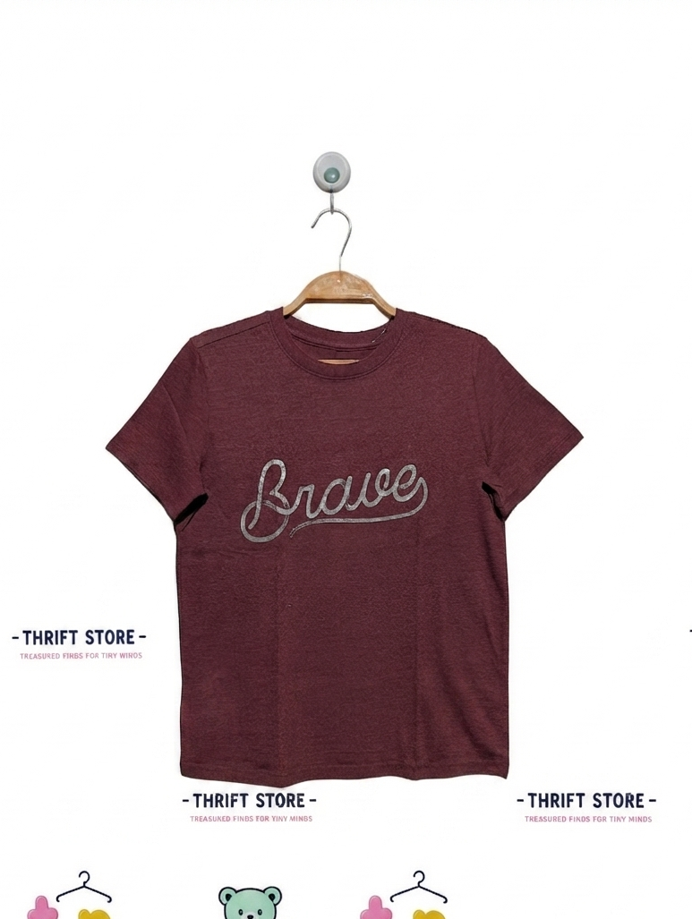 Cat & Jack Girls Burgundy "Brave" Graphic Tee - Size Estimated Age 8-10 Years AB2