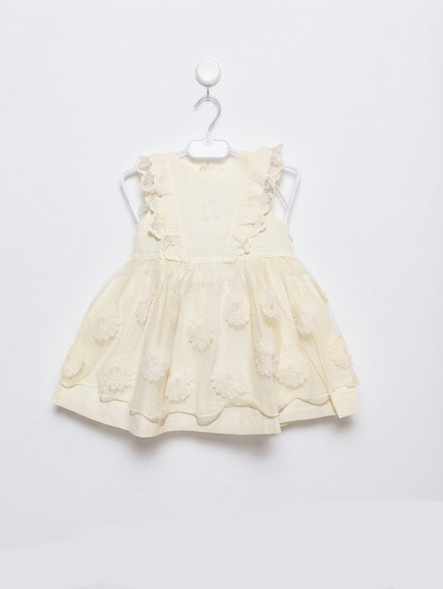 Bebetto Girls Cream "Floral Appliqué" Special Occasion Dress - Size Estimated Age 18-24 Months AB2