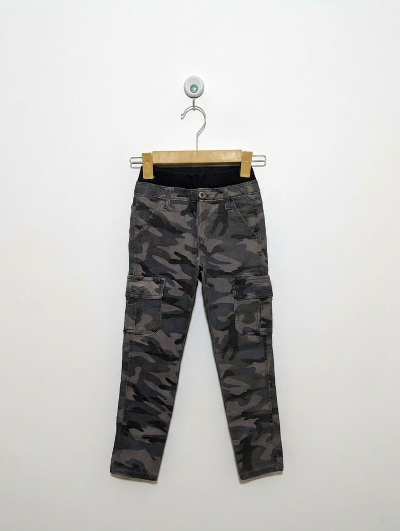 Real Standard Boys Camouflage Cargo Pants - Size 120 (Estimated Age 6-7 Years) AB2
