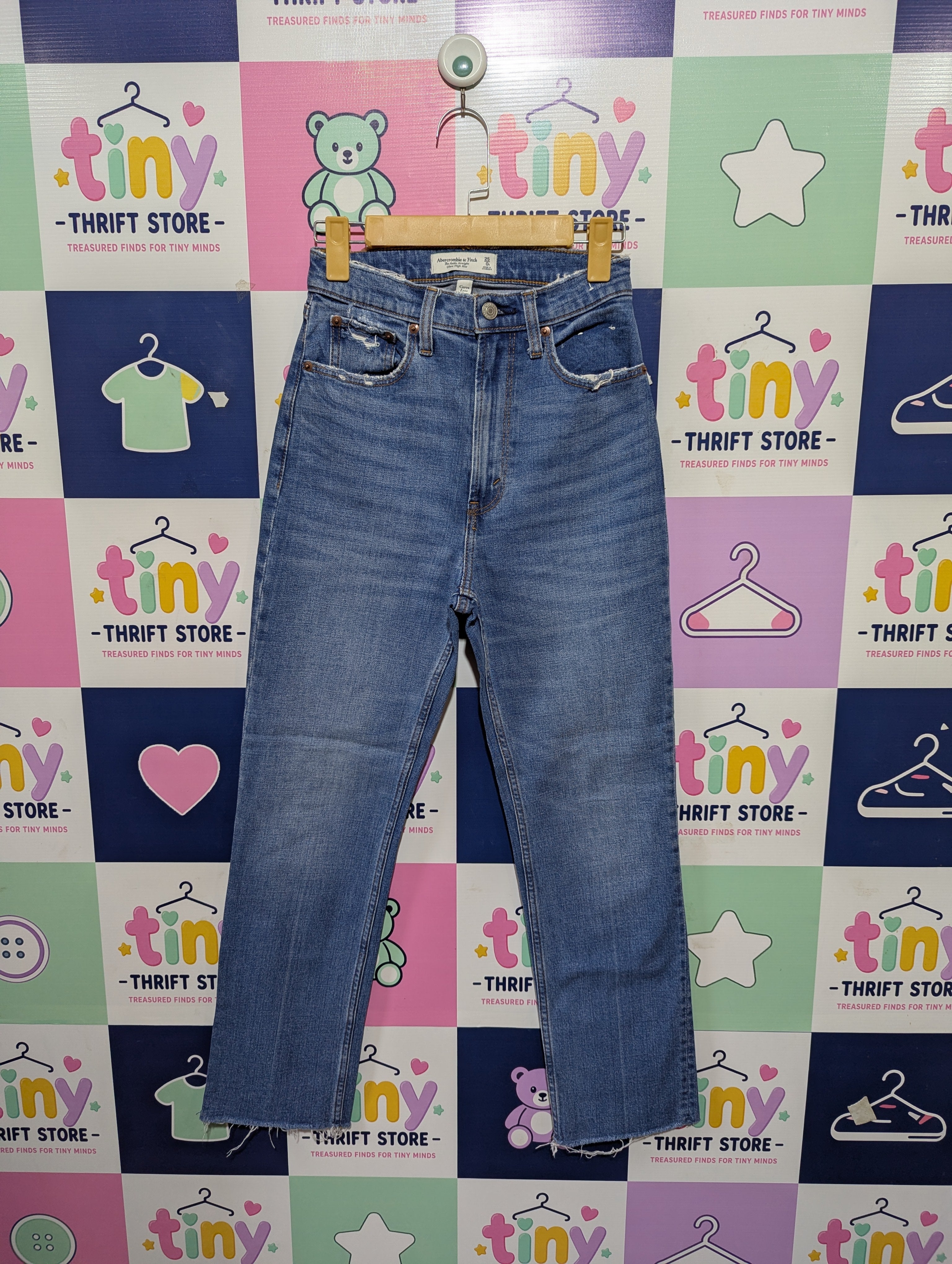 Abercrombie & Fitch Girls Medium Wash "Curve Love Ultra High Rise" Ankle Straight Jeans - Size 25/0R Estimated Age 13-14 Years AB1