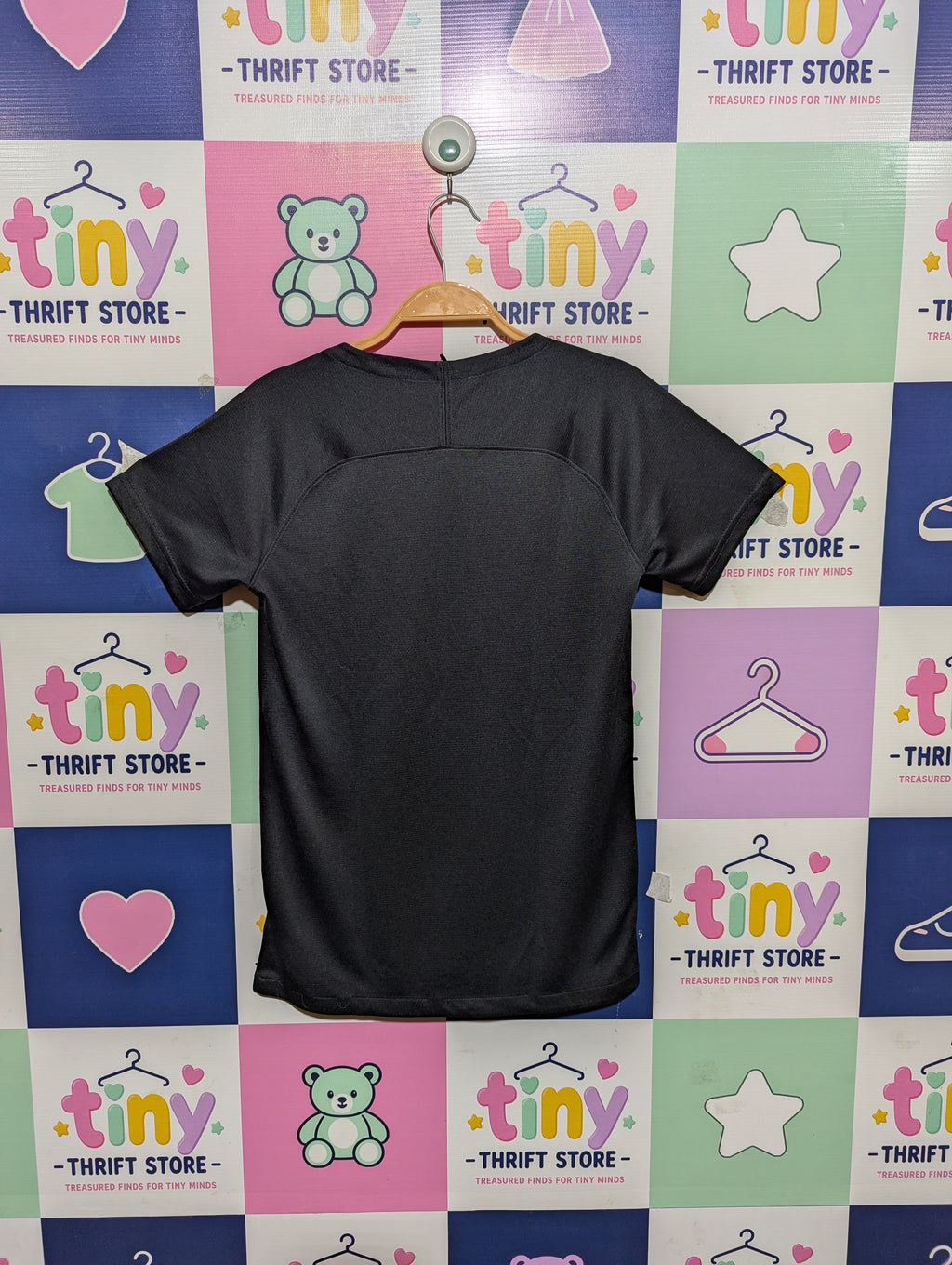 Nike Boys DRI-FIT Charcoal Grey Center Swoosh Short Sleeve Training Tee - Size Large (Estimated Age 12-13 Years) AB1