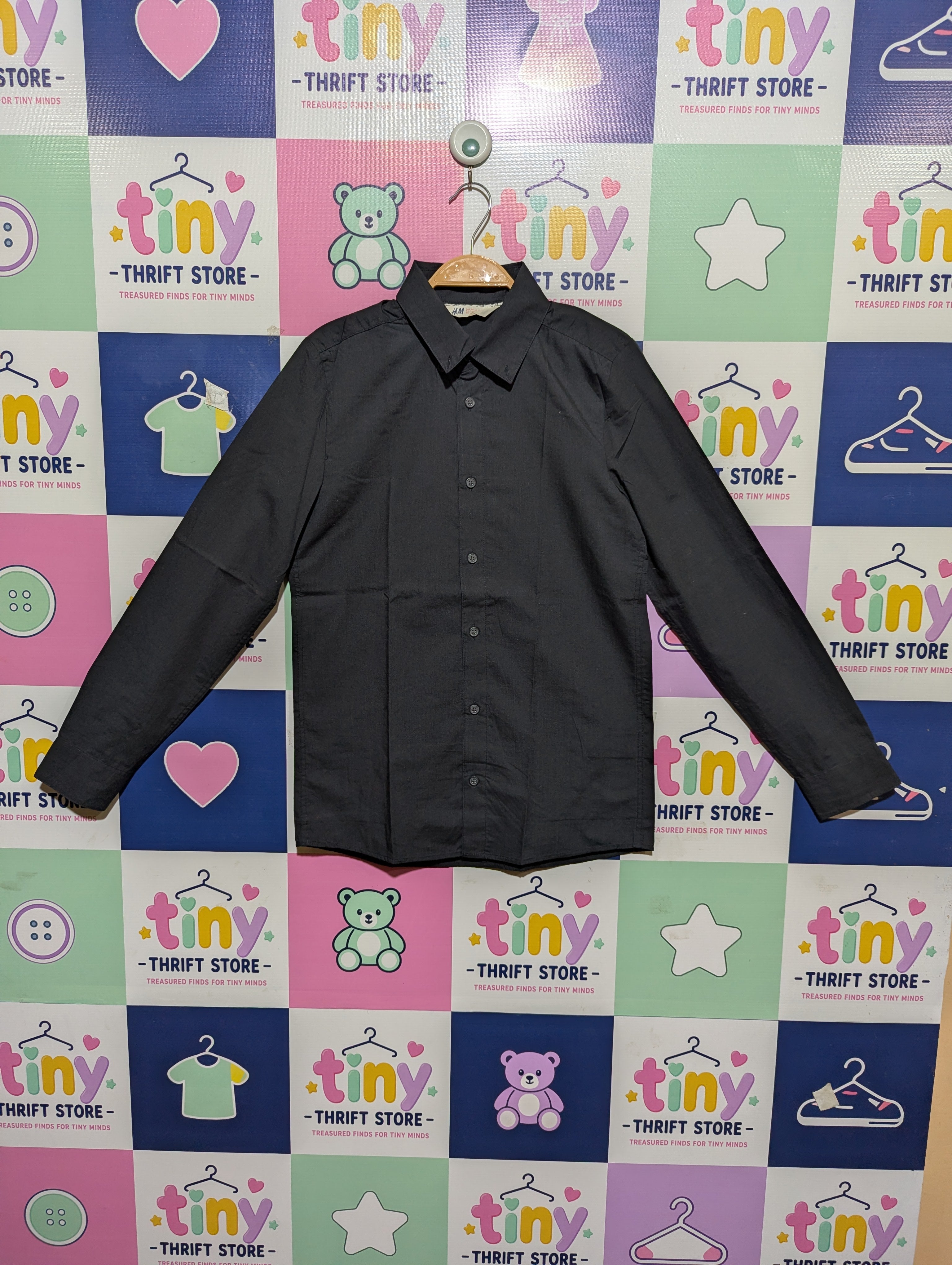 H&M Boys Classic Charcoal Black Long Sleeve Button-Down Shirt - Size Estimated Age 12-13 Years AB1