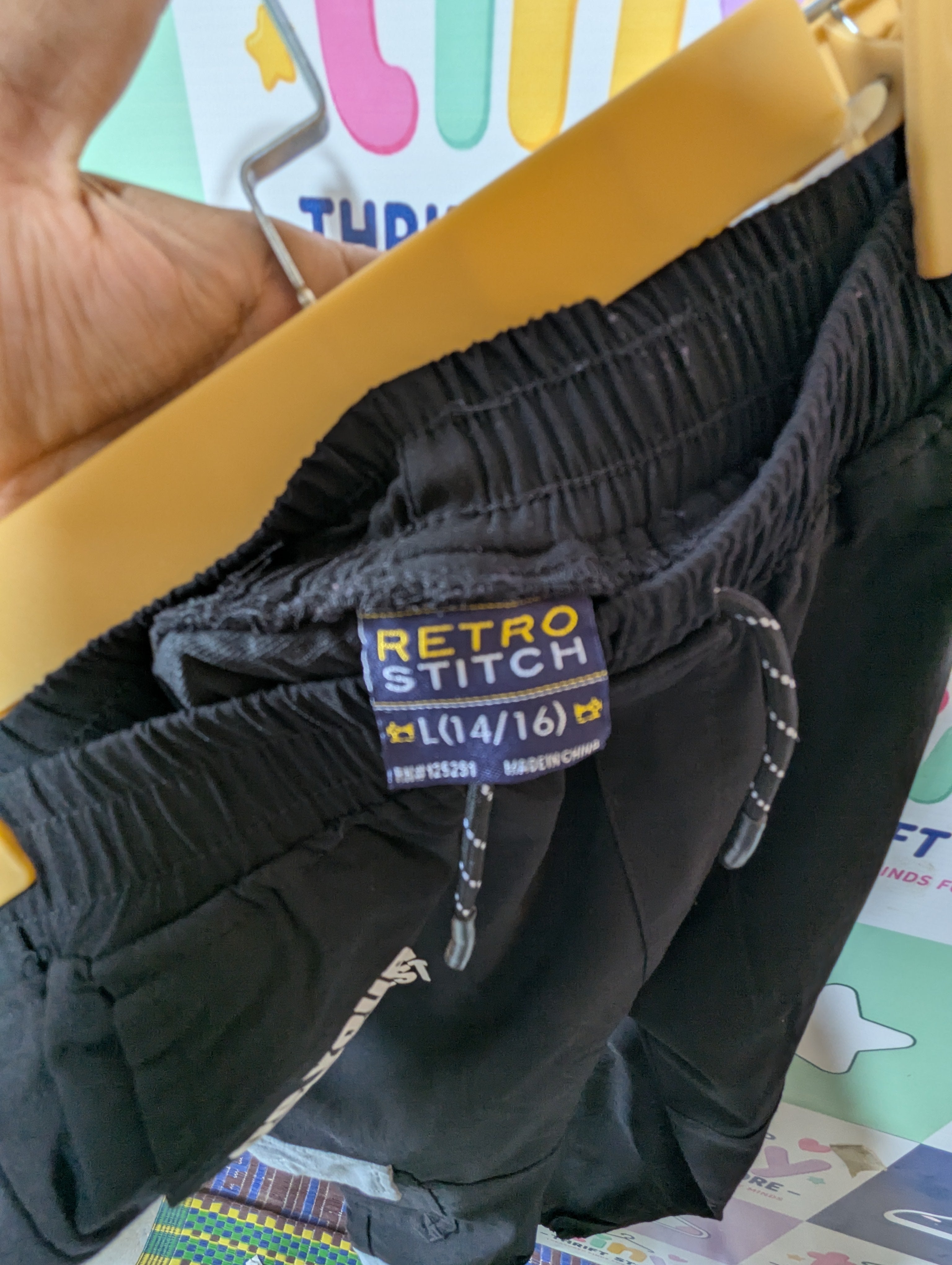 Retro Stitch Boys Black Graphic Print Multi-Pocket Cargo Joggers - Size Estimated Age 14 Years AB1