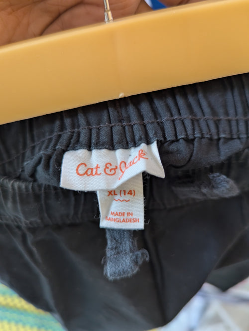 Cat & Jack Boys Solid Black Everyday Chino Shorts - Size XL (14) Estimated Age 13-14 Years AB1