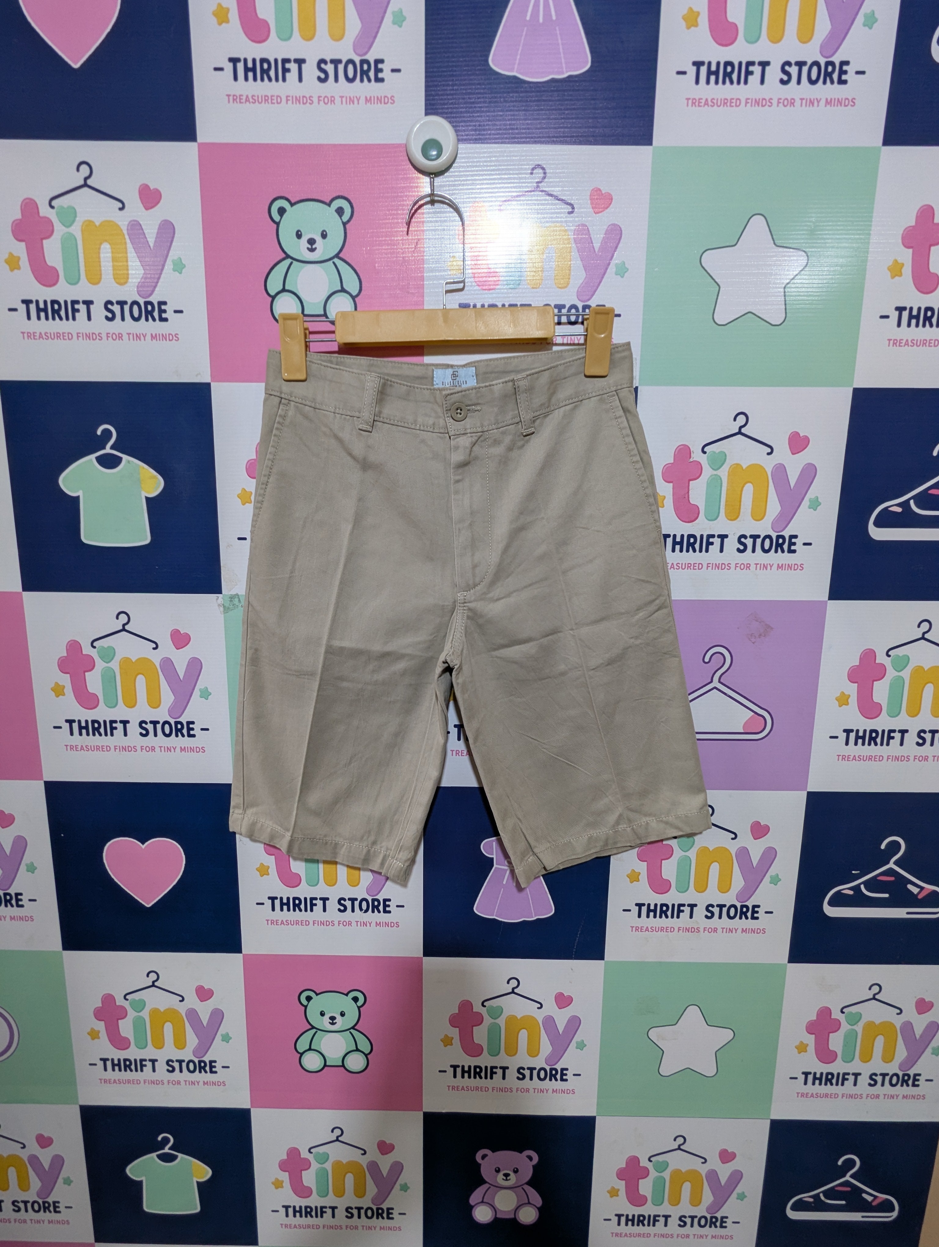Class Club Boys Khaki Chino Shorts "Modern Fit" - Size Tag 14 Estimated Age 14 Years AB1