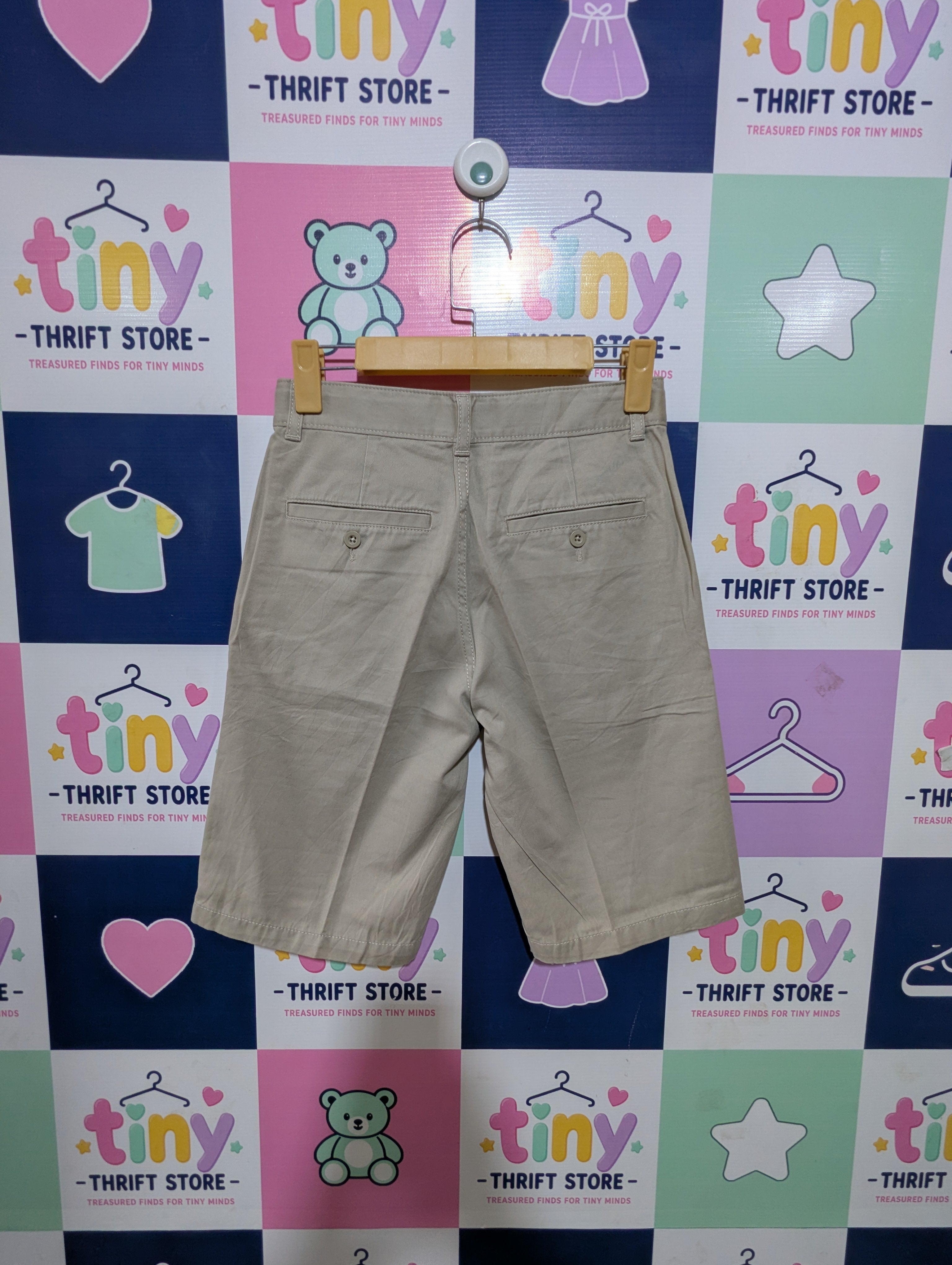 Class Club Boys Khaki Chino Shorts "Modern Fit" - Size Tag 14 Estimated Age 14 Years AB1