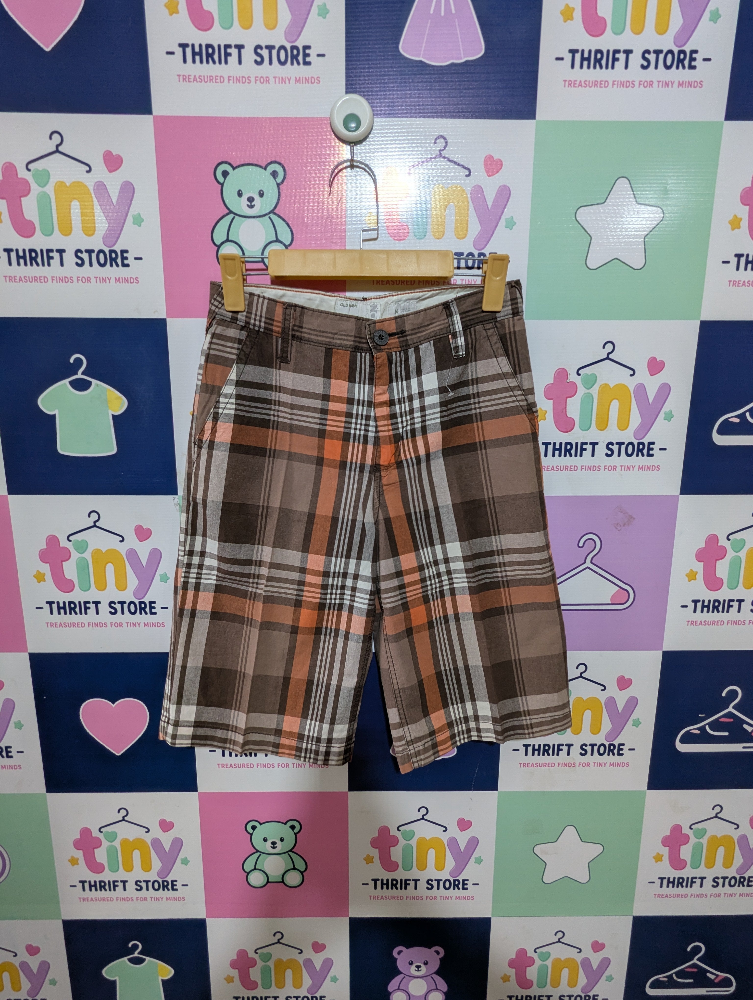 Old Navy Boys Brown Plaid Chino Shorts - Size Tag 14 Estimated Age 14 Years AB1