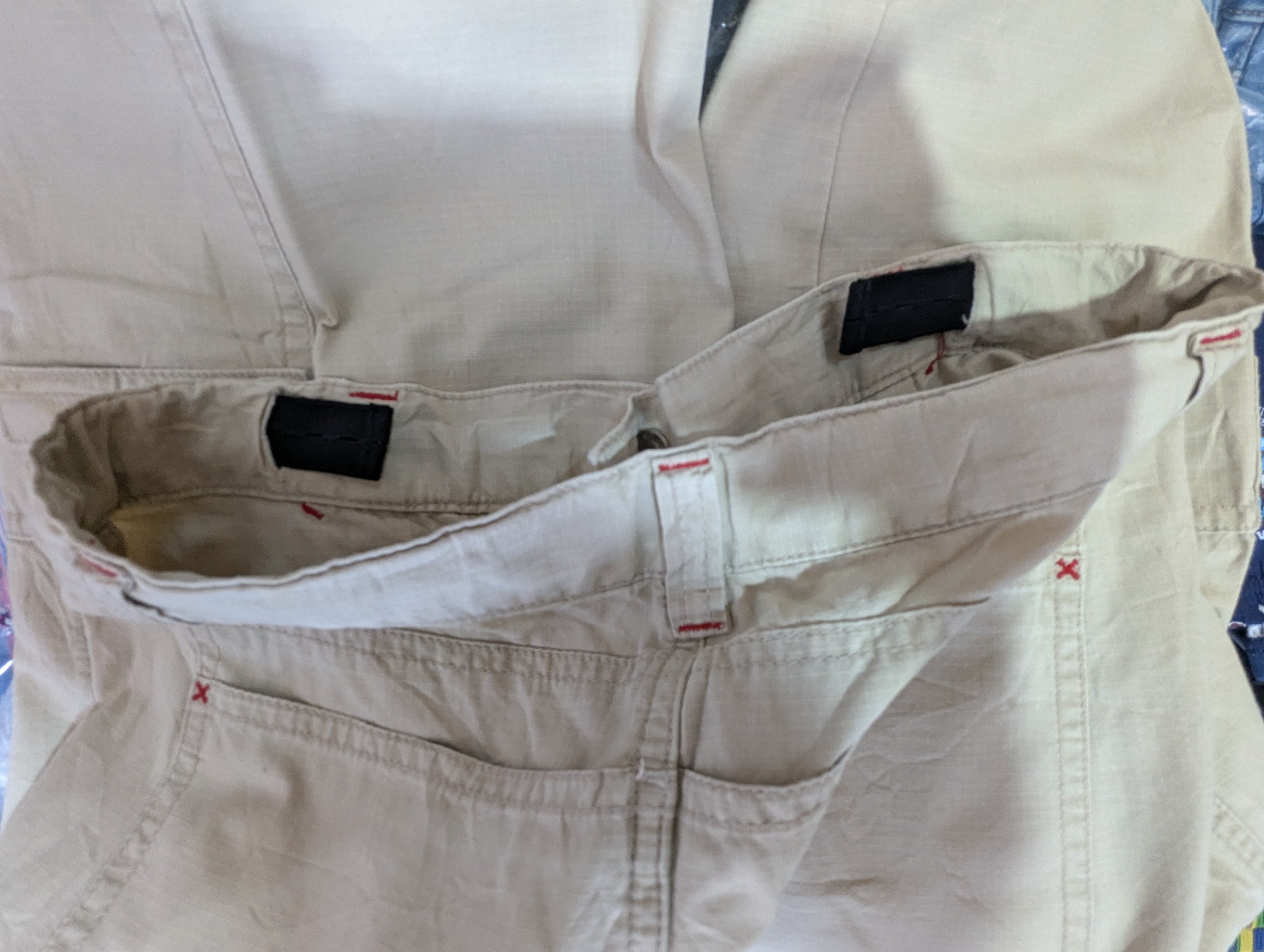 Uniqlo Boys Beige Cropped Utility Cargo Pants - Size 150 (Estimated Age 11-12 Years) AB1