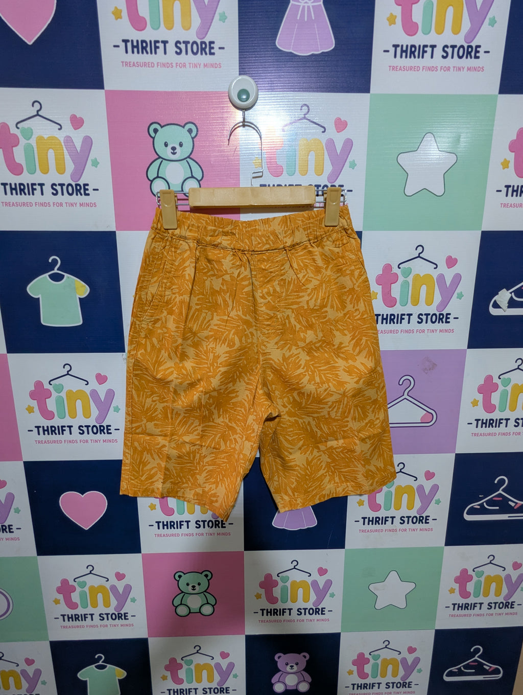 Uniqlo Kids Unisex Boys Mustard Yellow Tropical Palm Leaf Print Shorts - Size 160 Estimated Age 13-14 Years AB1
