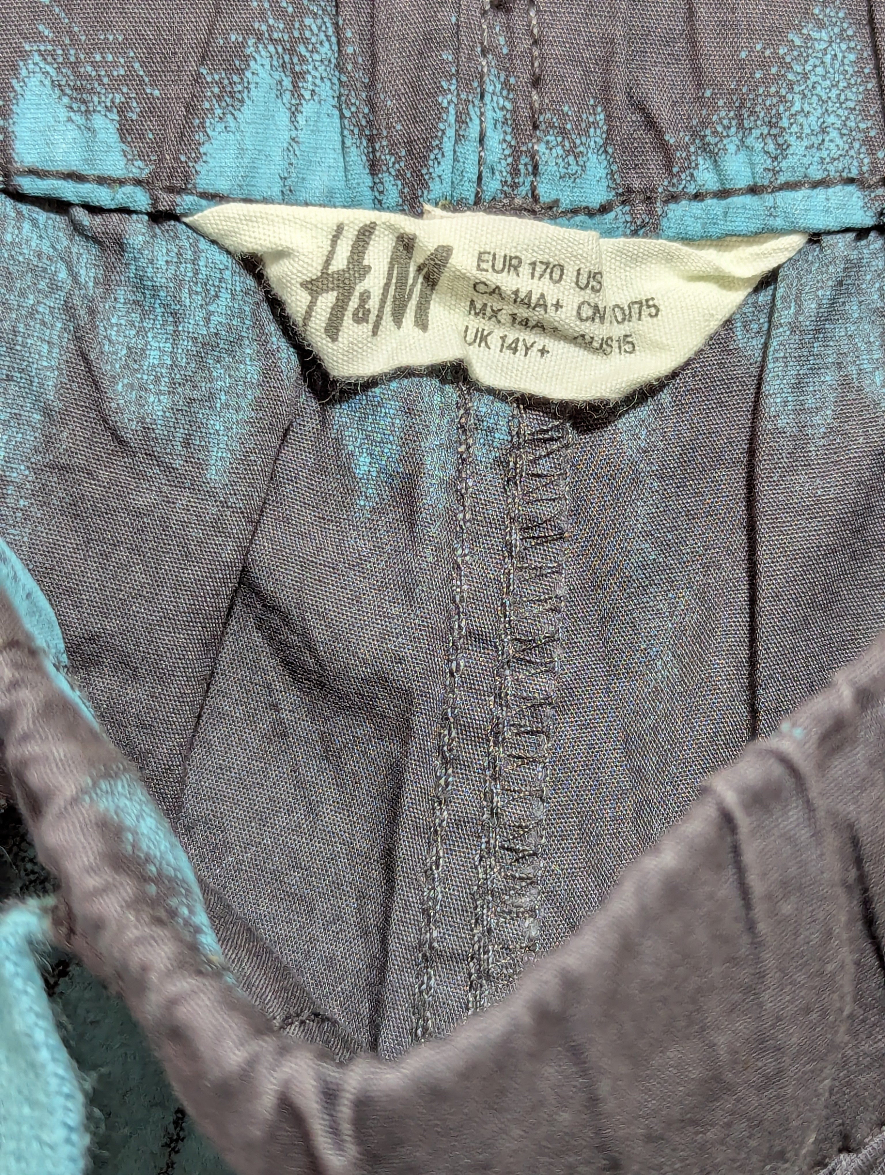 H&M Boys Charcoal Grey and Teal Tie-Dye Canvas Shorts - Size EUR 170 Estimated Age 14+ Years AB1