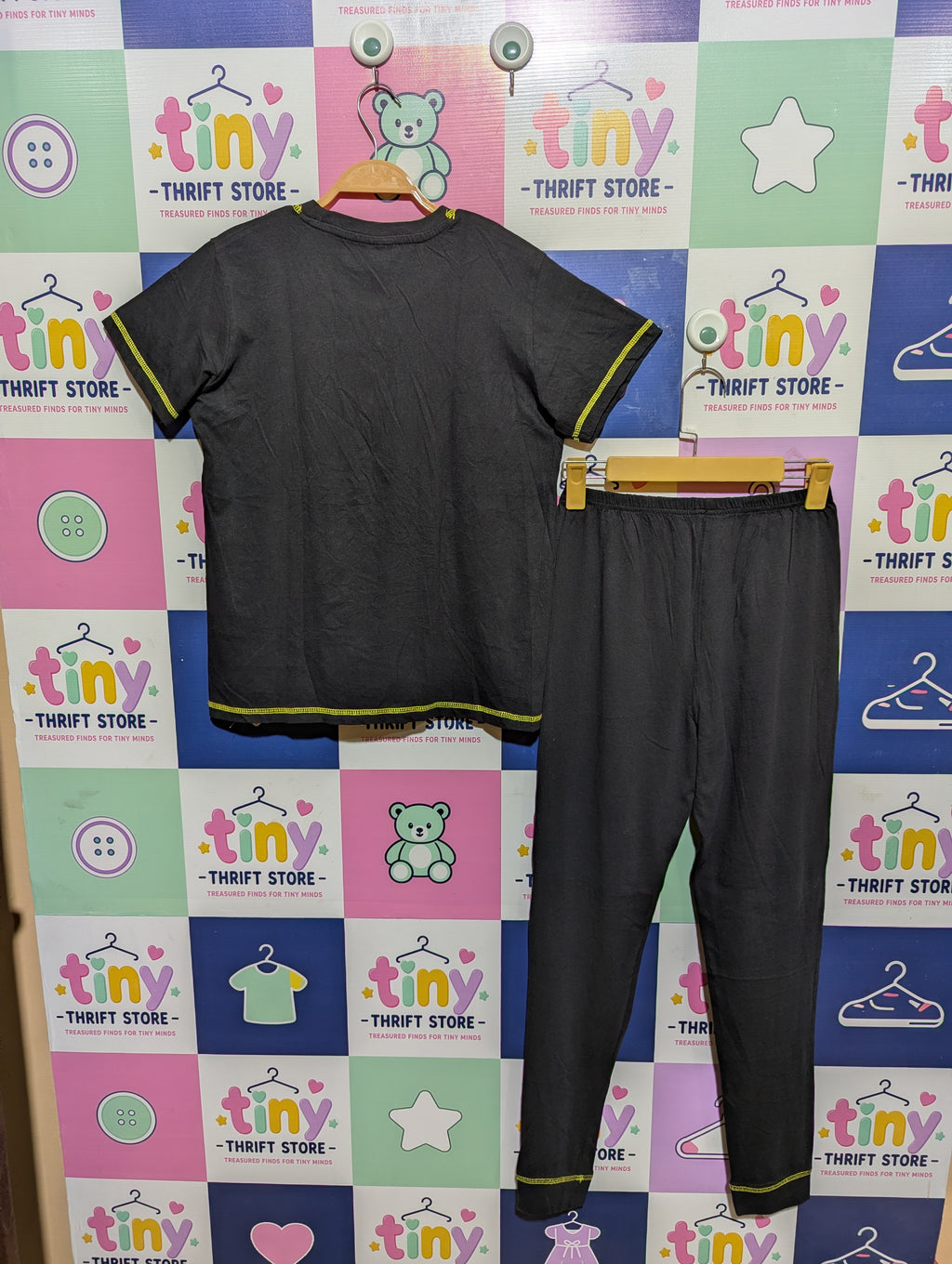 Boys Black "Take the Risk" Skull Graphic Short Sleeve Pajama Set - Size Estimated Age 12-13 Years AB1