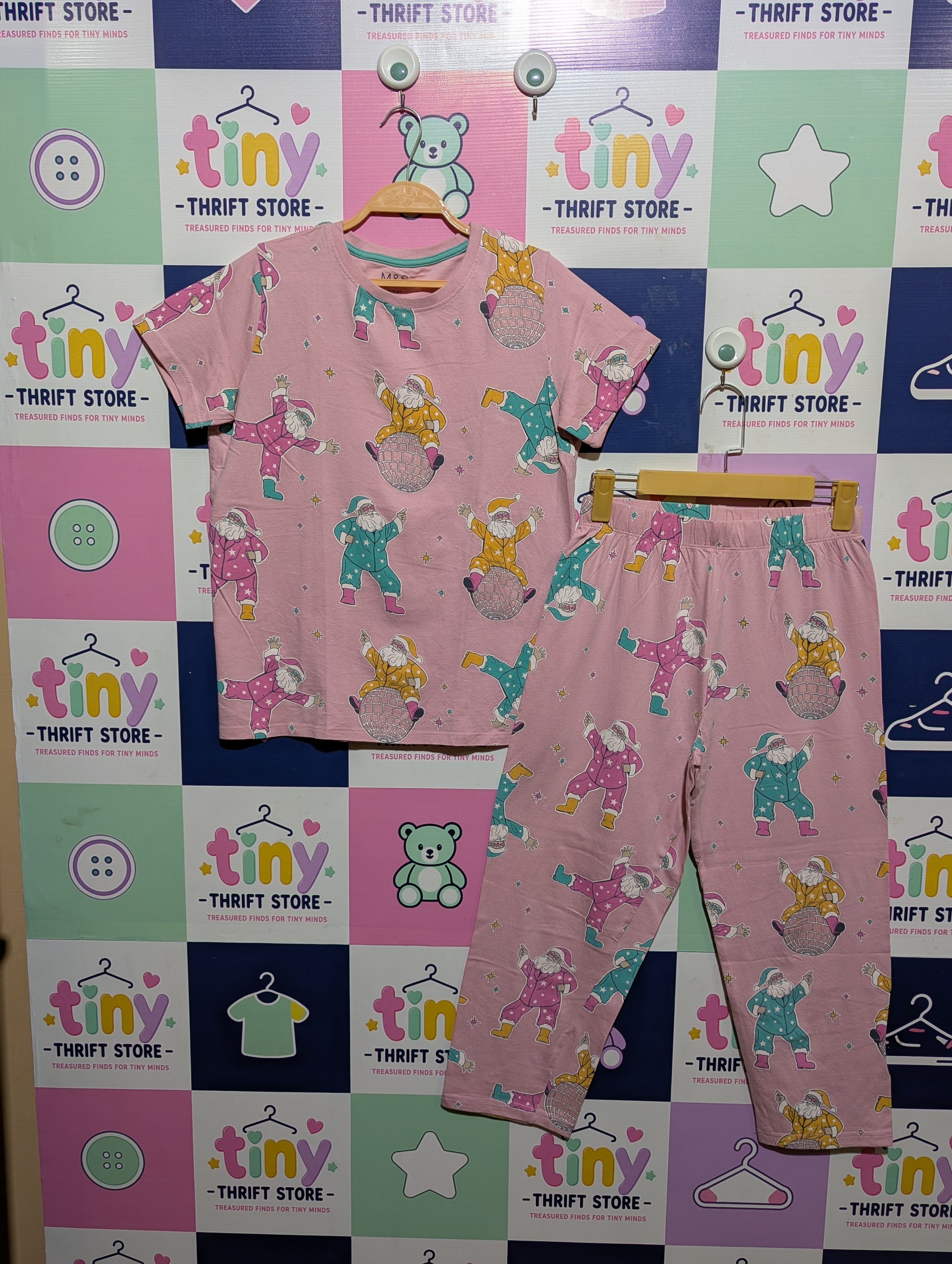 M&S Girls Pink "Disco Santa" Christmas Short Sleeve Pajama Set - Size Estimated Age 12-13 Years AB1