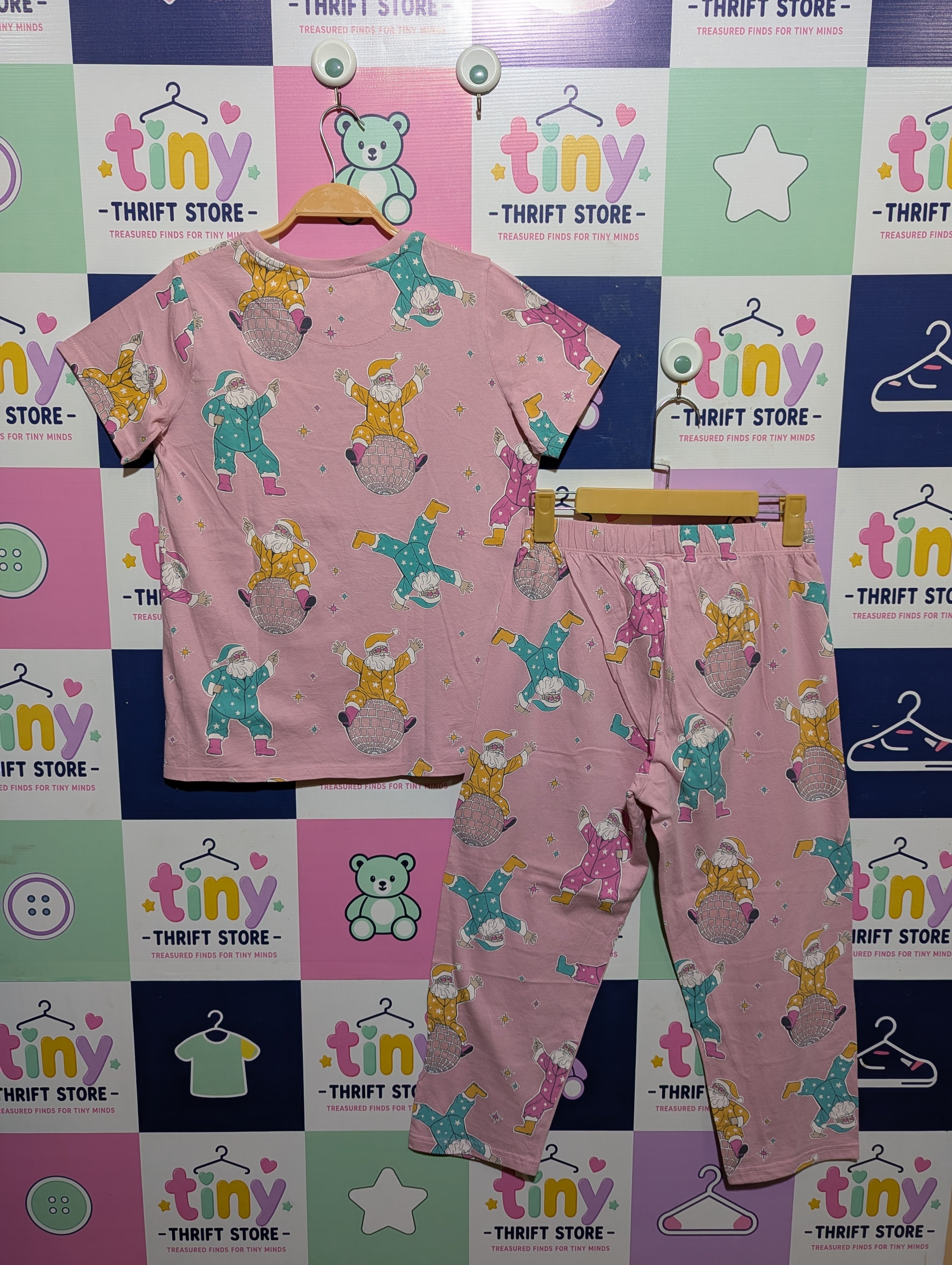 M&S Girls Pink "Disco Santa" Christmas Short Sleeve Pajama Set - Size Estimated Age 12-13 Years AB1