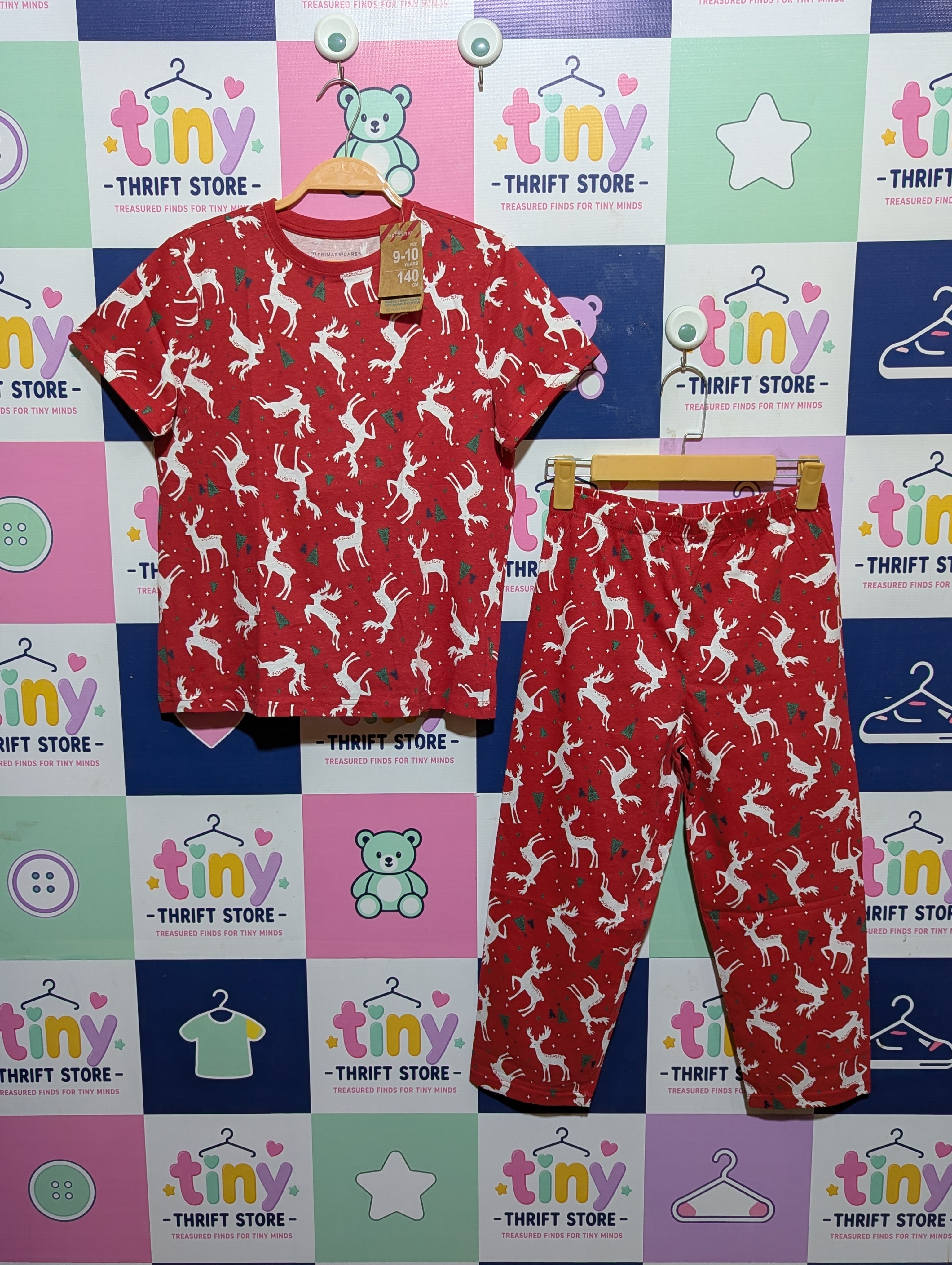 Primark Unisex Kids Red Christmas Reindeer T-Shirt & Pajama Set - Size Estimated Age 9-10 Years AB1