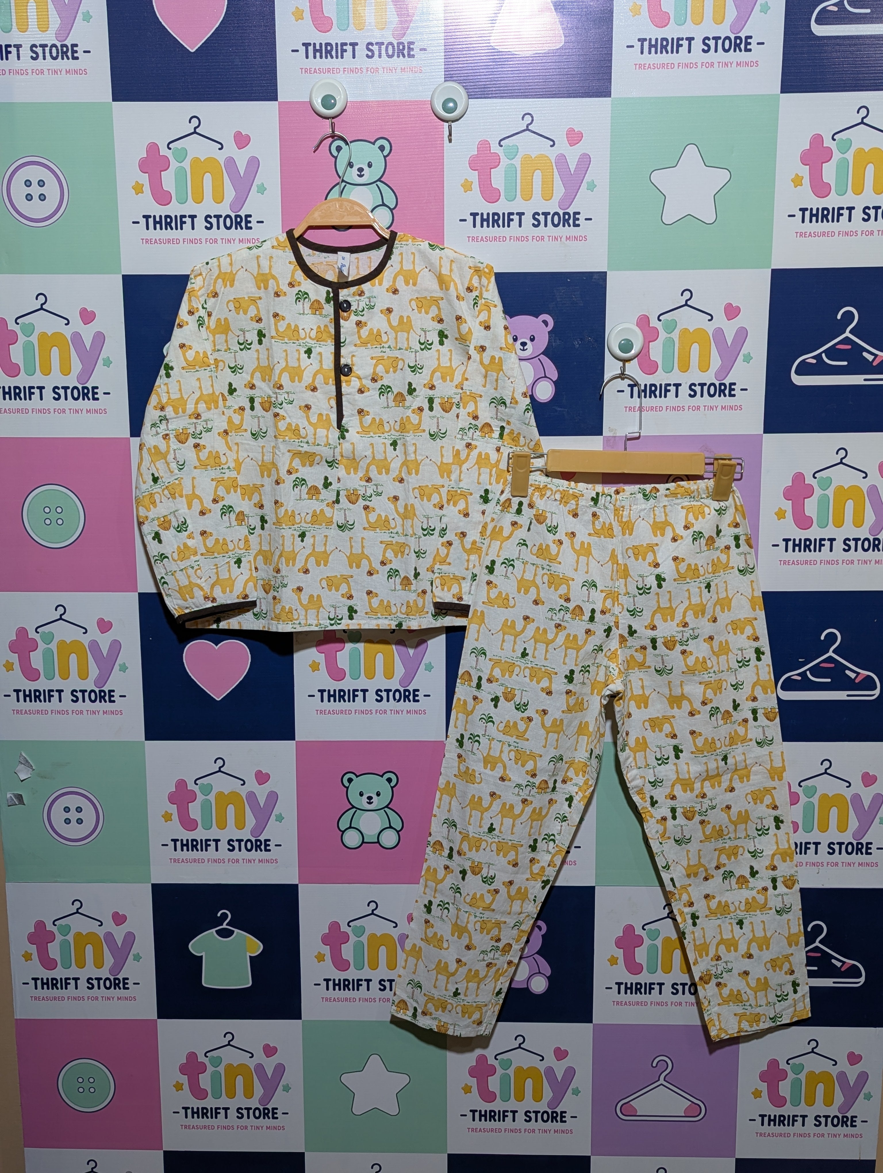 Dreiklang Unisex Kids Camel Desert Print Pajama Set - Size 134 Estimated Age 8-9 Years AB1