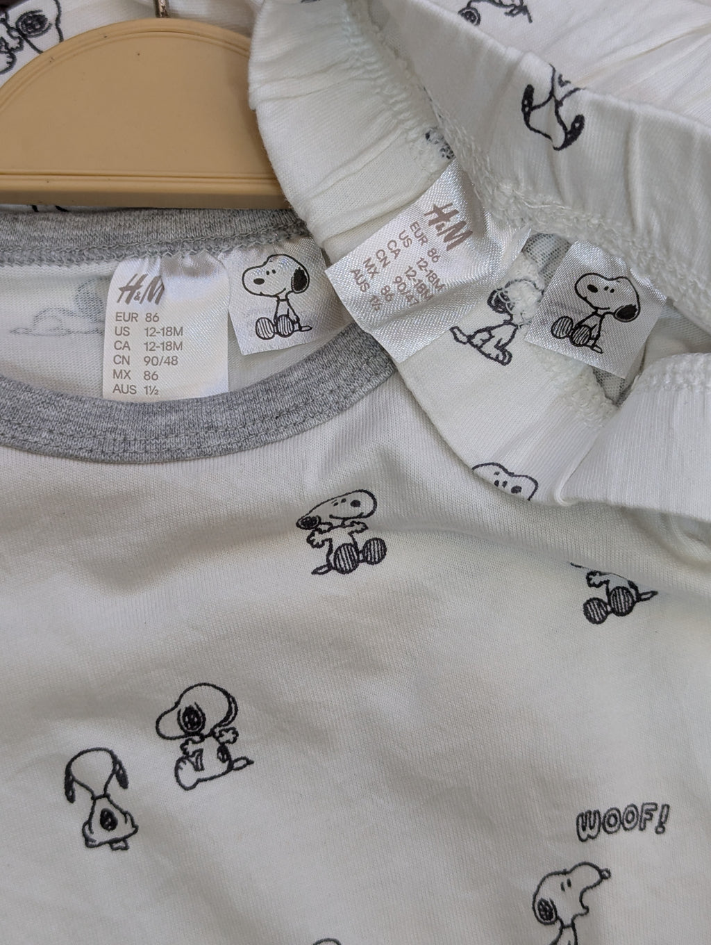 H&M Unisex Baby Snoopy Peanuts Graphic T-Shirt and Shorts Set - Size 12-18M Estimated Age 1-1.5 Years AB1