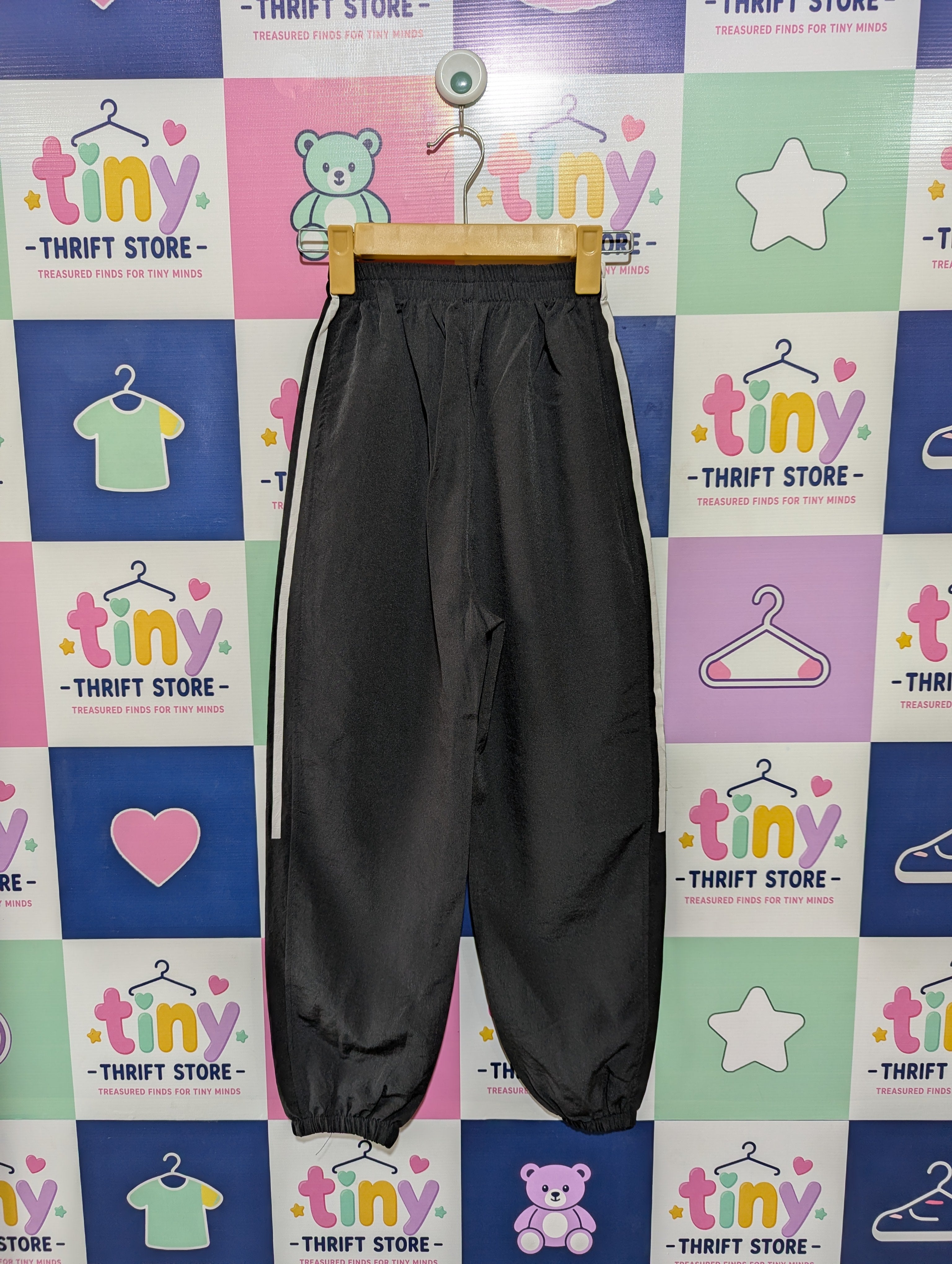 Unbranded Unisex Black Triple-Stripe "NUTRENT" Athletic Track Pants - Size 150 Estimated Age 10-12 Years AB1