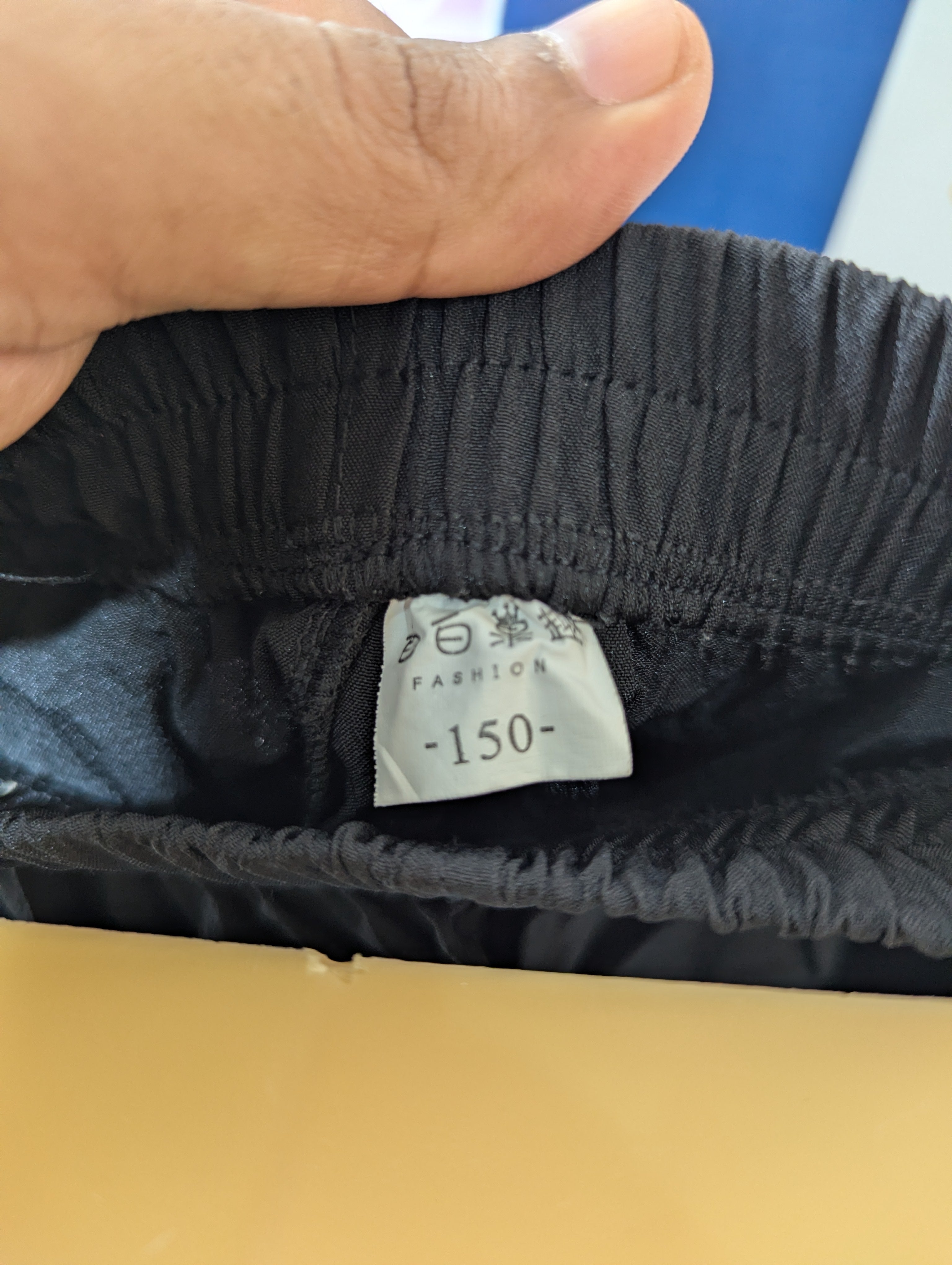 Unbranded Unisex Black Triple-Stripe "NUTRENT" Athletic Track Pants - Size 150 Estimated Age 10-12 Years AB1