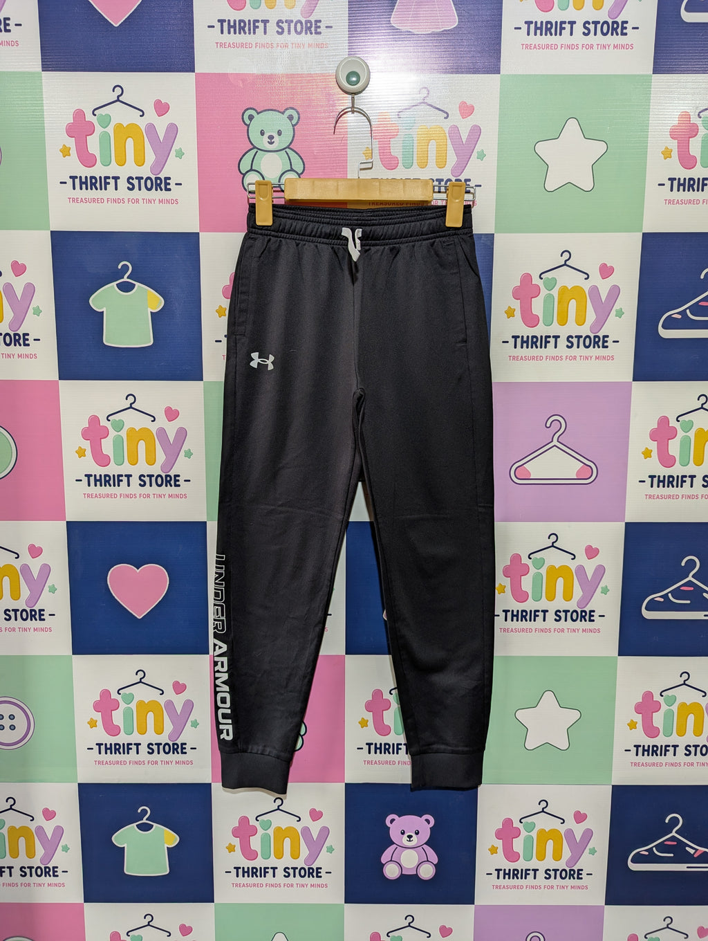Under Armour Boys Black Fleece Graphic Active Track Pants - Size YMD Estimated Age 10-12 Years AB1