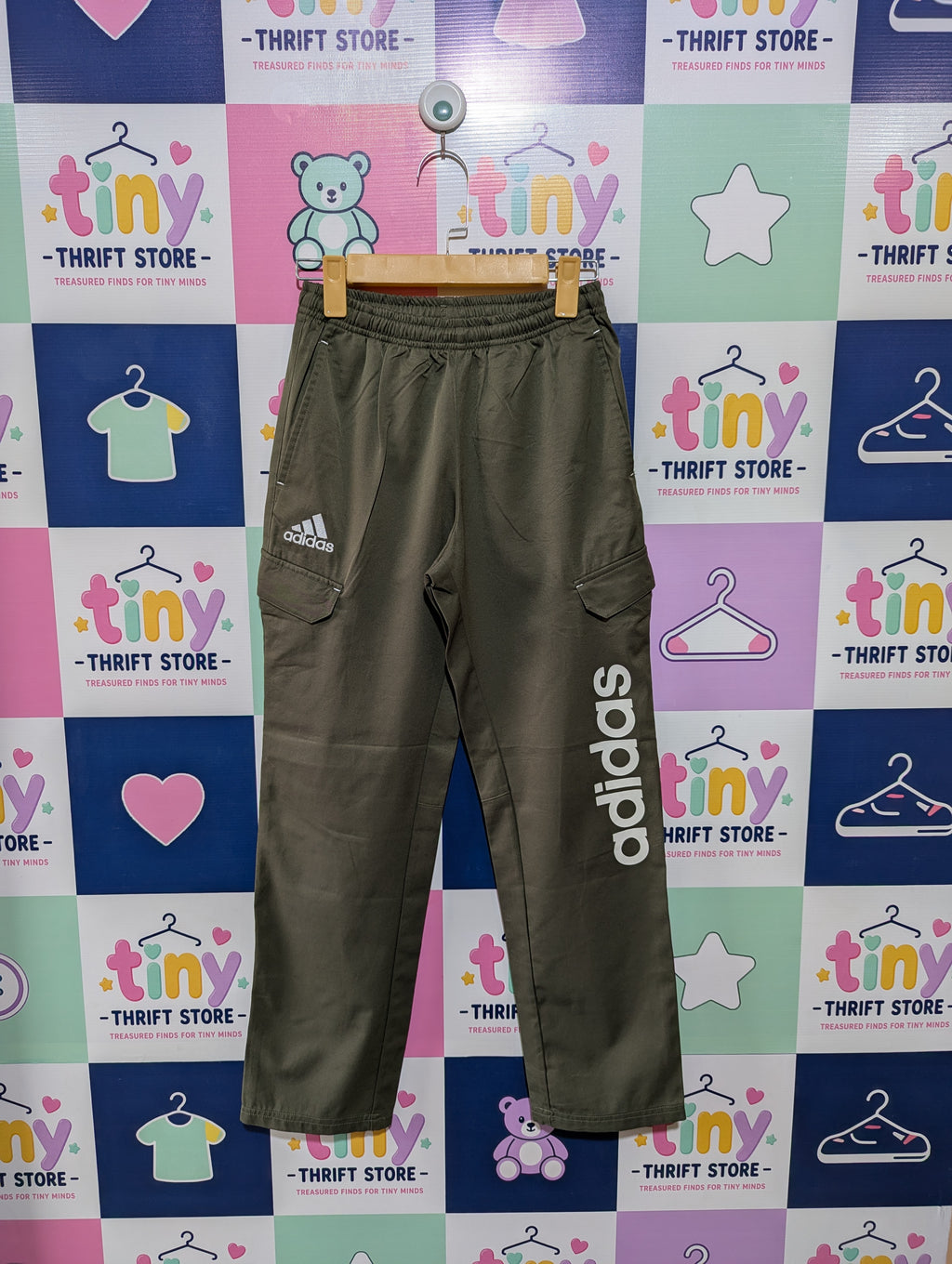 Adidas Boys Olive Green Utility Cargo Track Pants - Size 150 Estimated Age 10-12 Years AB1