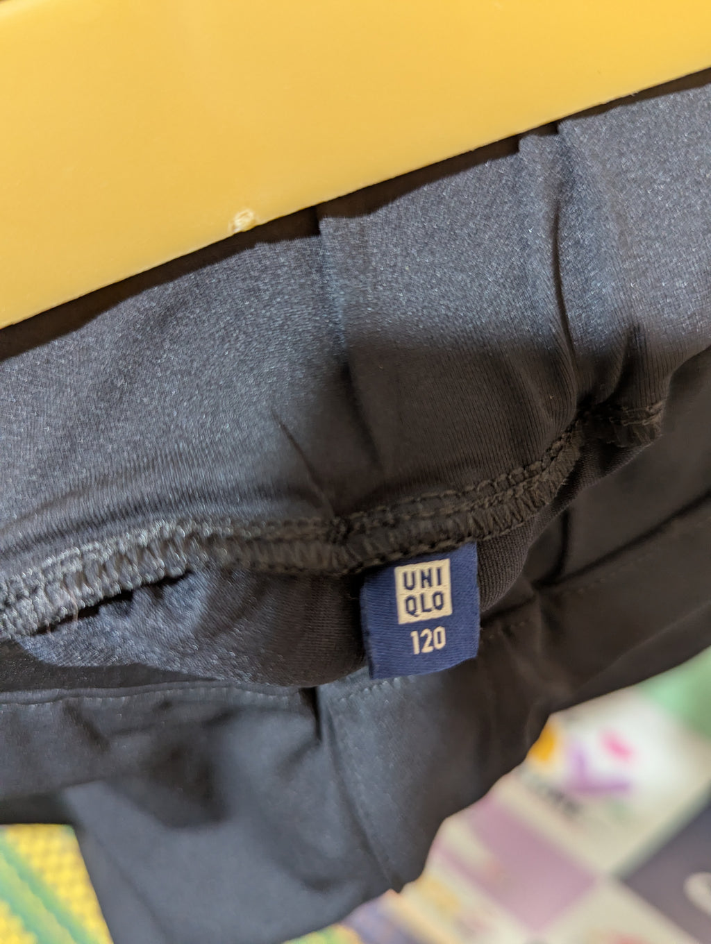 Uniqlo Unisex Boys Girls Solid Black Ultra Stretch Jogger Pants - Size 120 Estimated Age 6-7 Years AB1