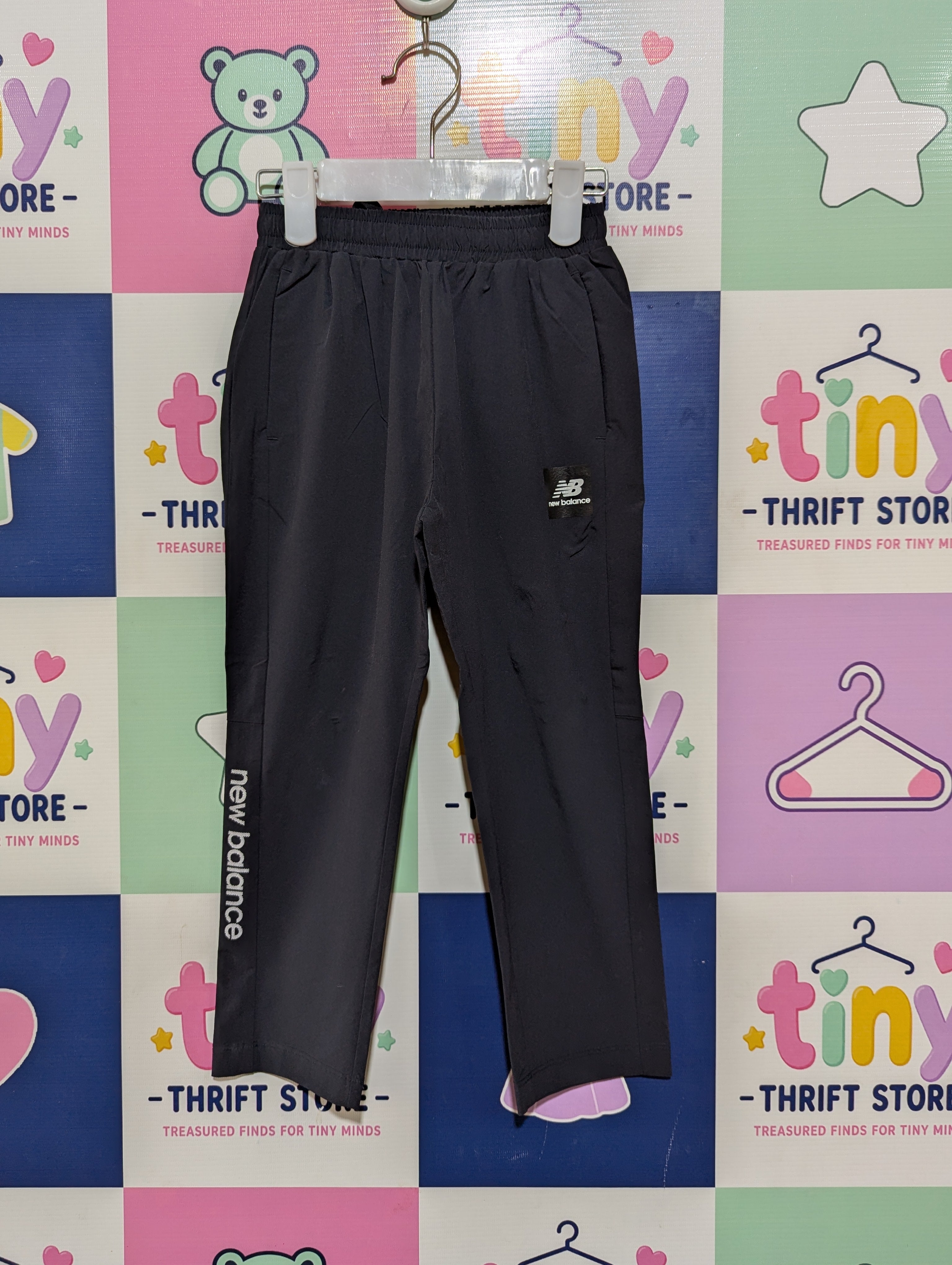 New Balance Unisex Boys Girls Dark Charcoal Grey Active Track Pants - Size 110 Estimated Age 4-5 Years AB1