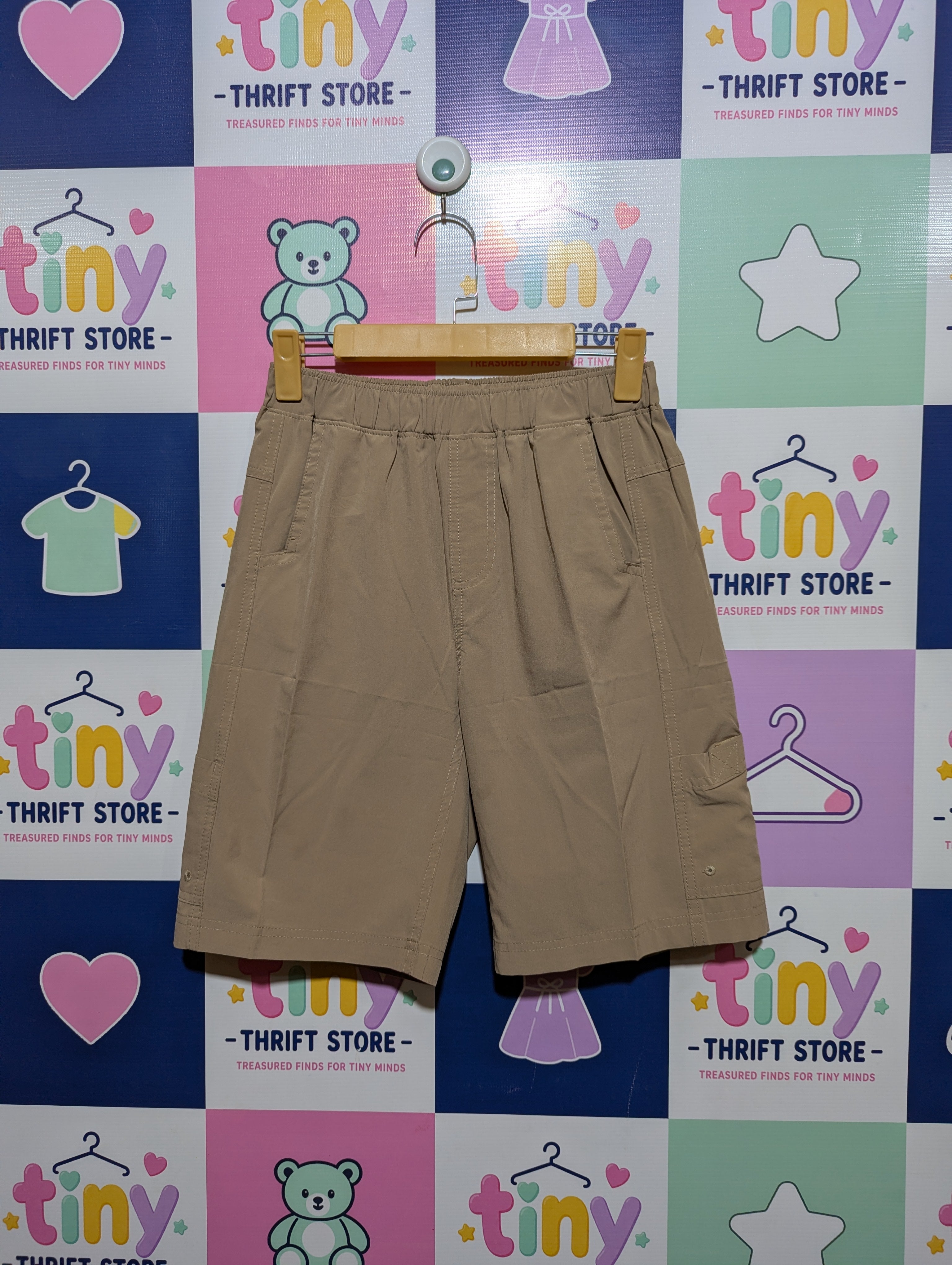 Magellan Outdoors Boys Beige "Fish Gear" Water-Repellent Cargo Shorts - Size L (14-16) Estimated Age 14-16 Years AB1