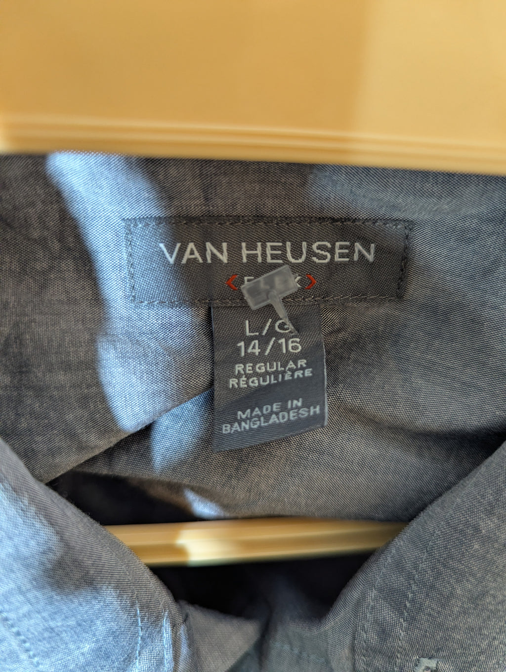 Van Heusen Boys Grey Solid Long Sleeve Button-Down Shirt - Size L (14-16) AB1