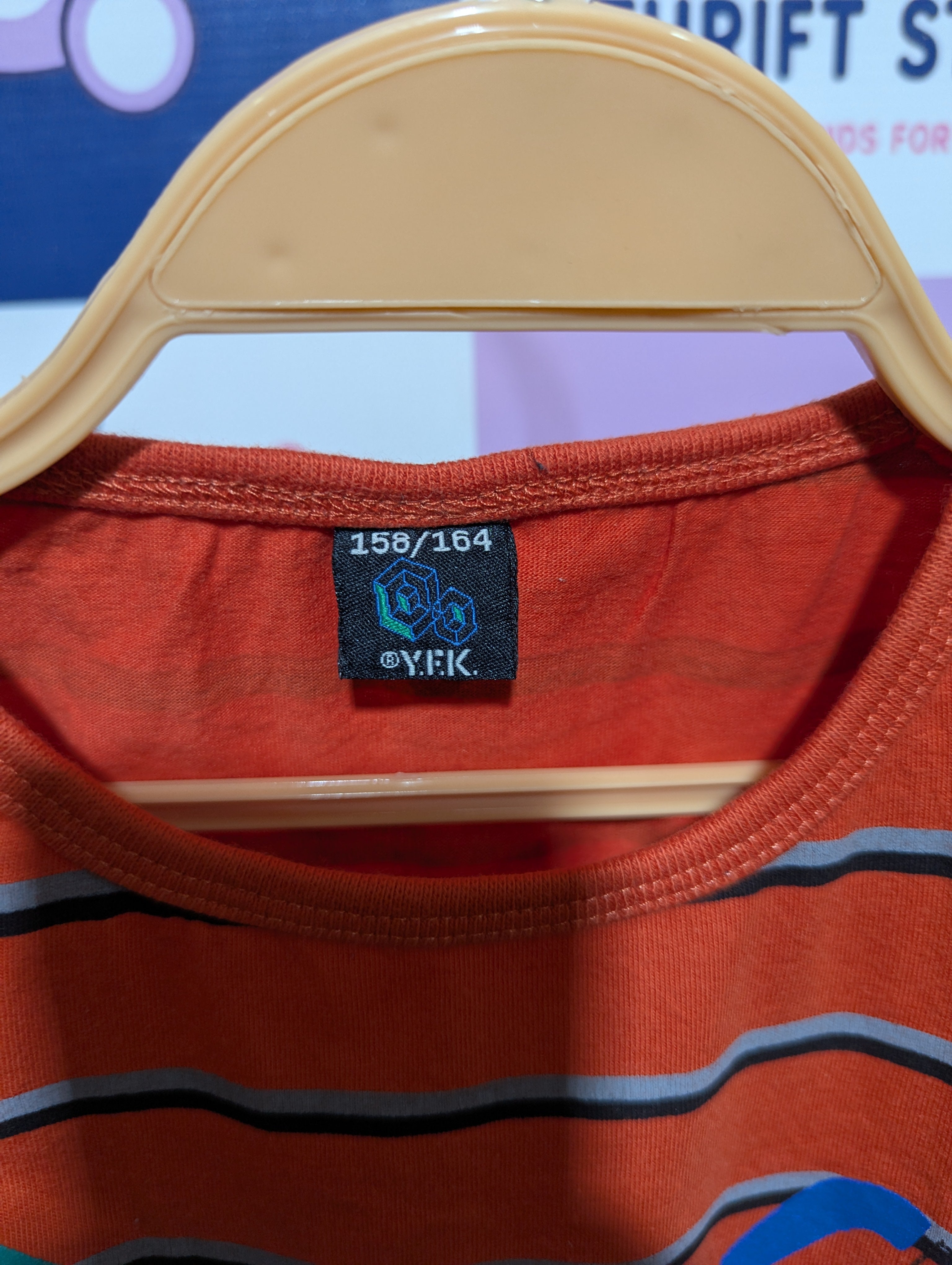 Y.E.K. Boys Orange Graphic Striped Short Sleeve Tee - Size 158/164 (Estimated Age 13-15) AB1