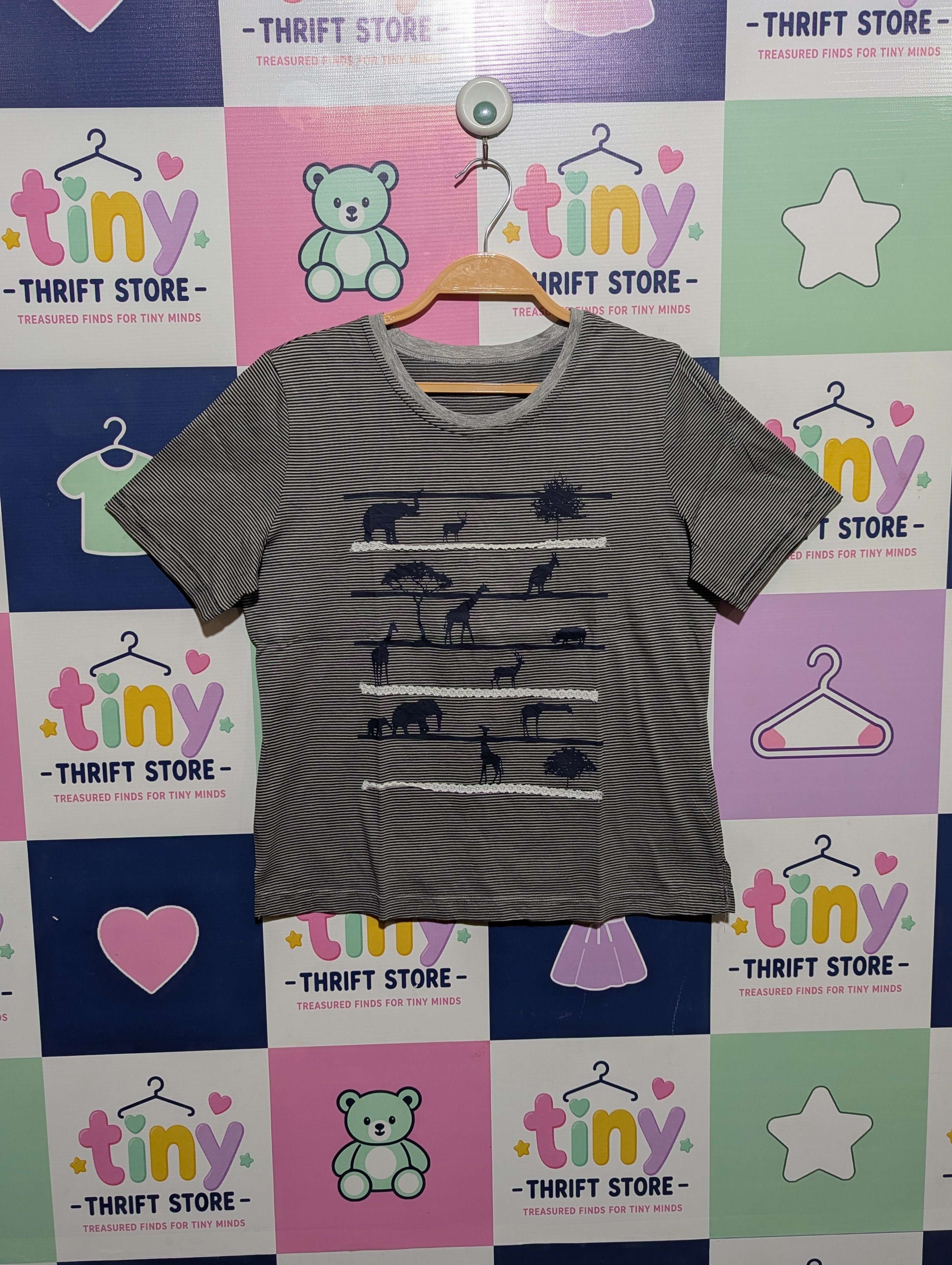 Nuvel. Unisex Grey Striped Animal Print Tee - Size S Estimated Age 15 Years AB1