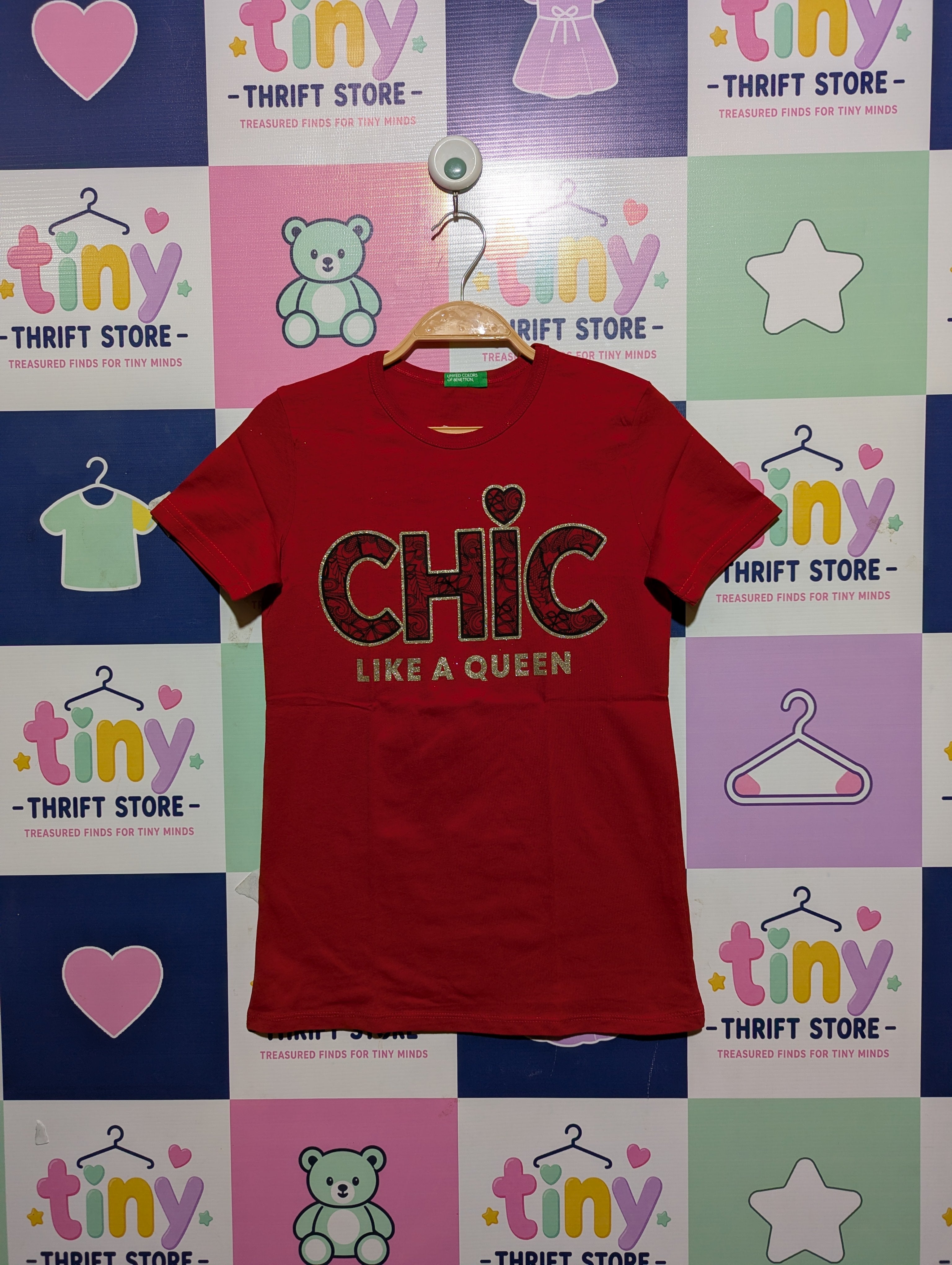 United Colors of Benetton Girls Red "CHIC" Graphic Tee - Size Estimated Age 10-11 Years AB2